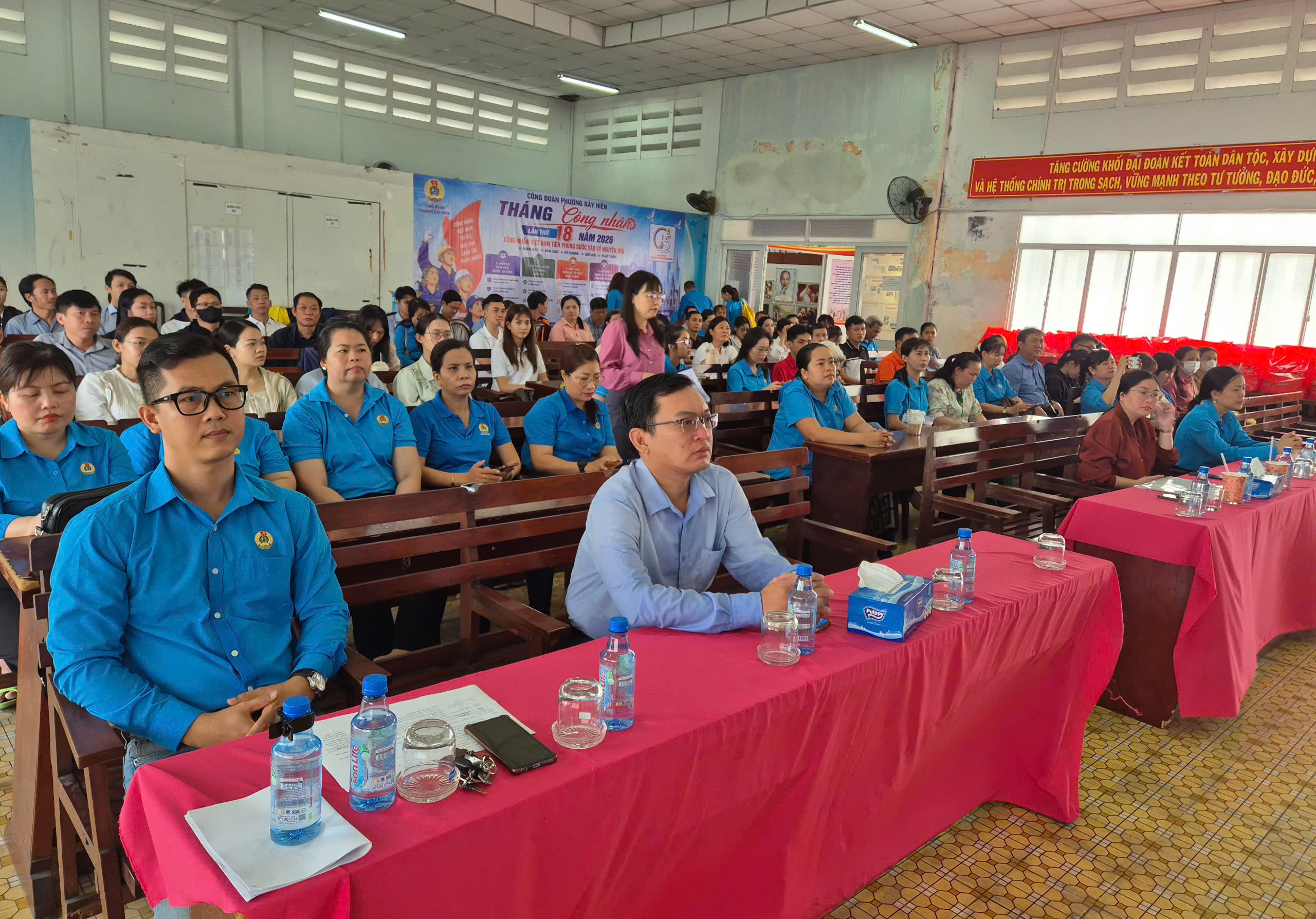 TPHCM: Công đoàn phường Bảy Hiền cảm ơn người lao động - Ảnh 1.