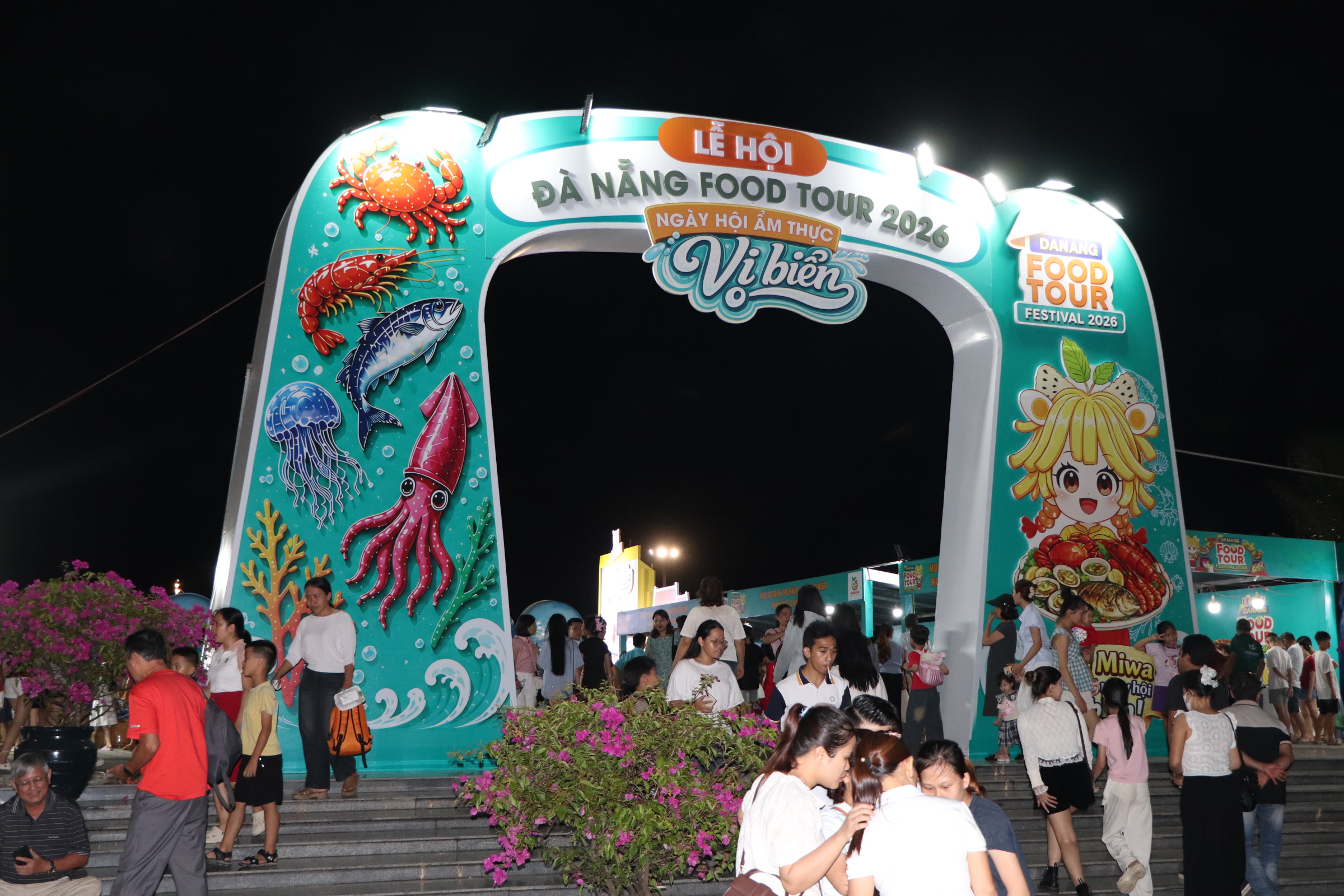 H&agrave;ng ng&agrave;n người tham gia lễ hội ẩm thực Đ&agrave; Nẵng Food 2026 đầu ti&ecirc;n tại miền Nam - Ảnh 1.