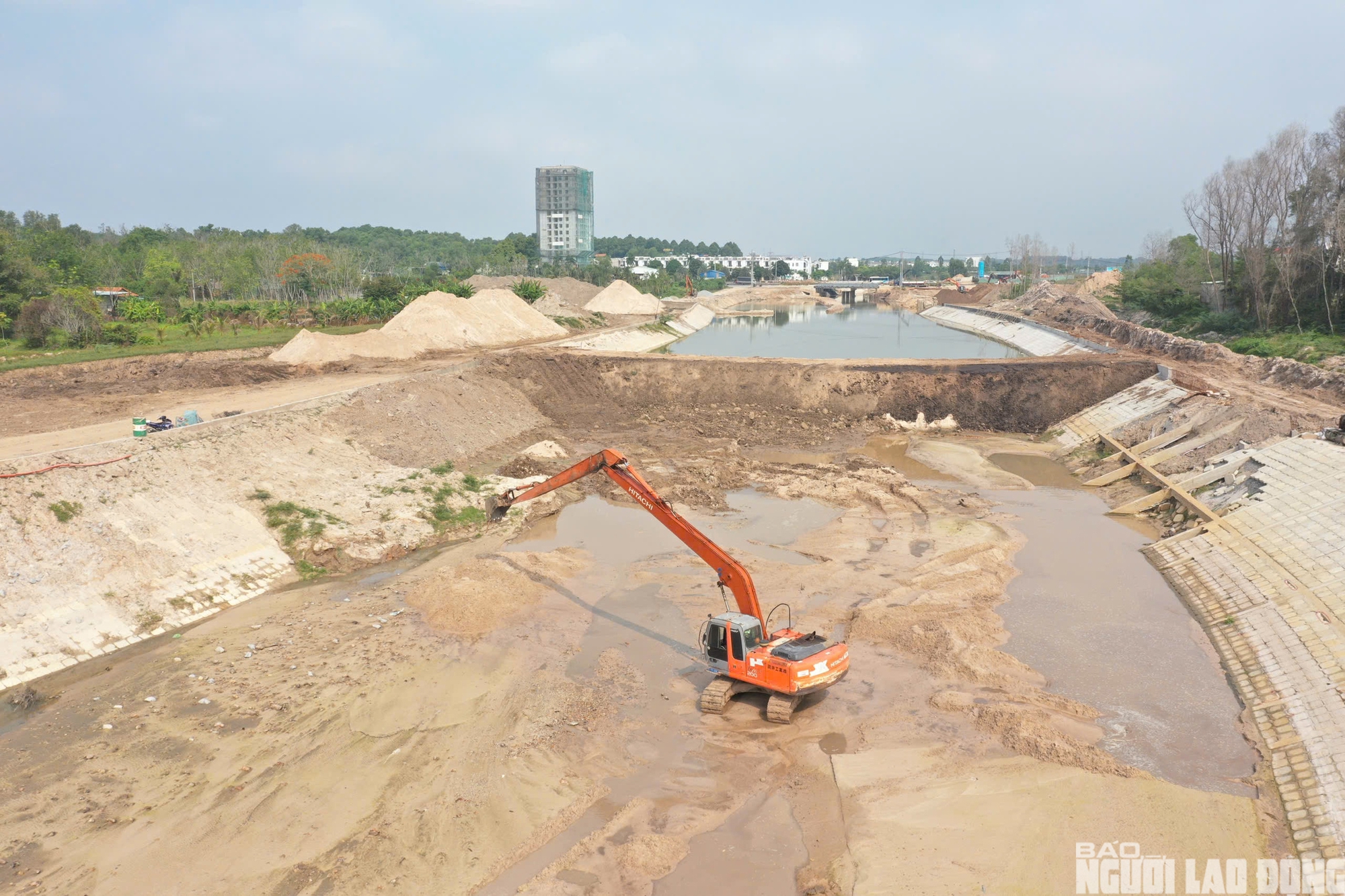 TPHCM tăng tốc hoàn thành Quốc lộ 13 và suối Cái trong năm 2026 - Ảnh 10.