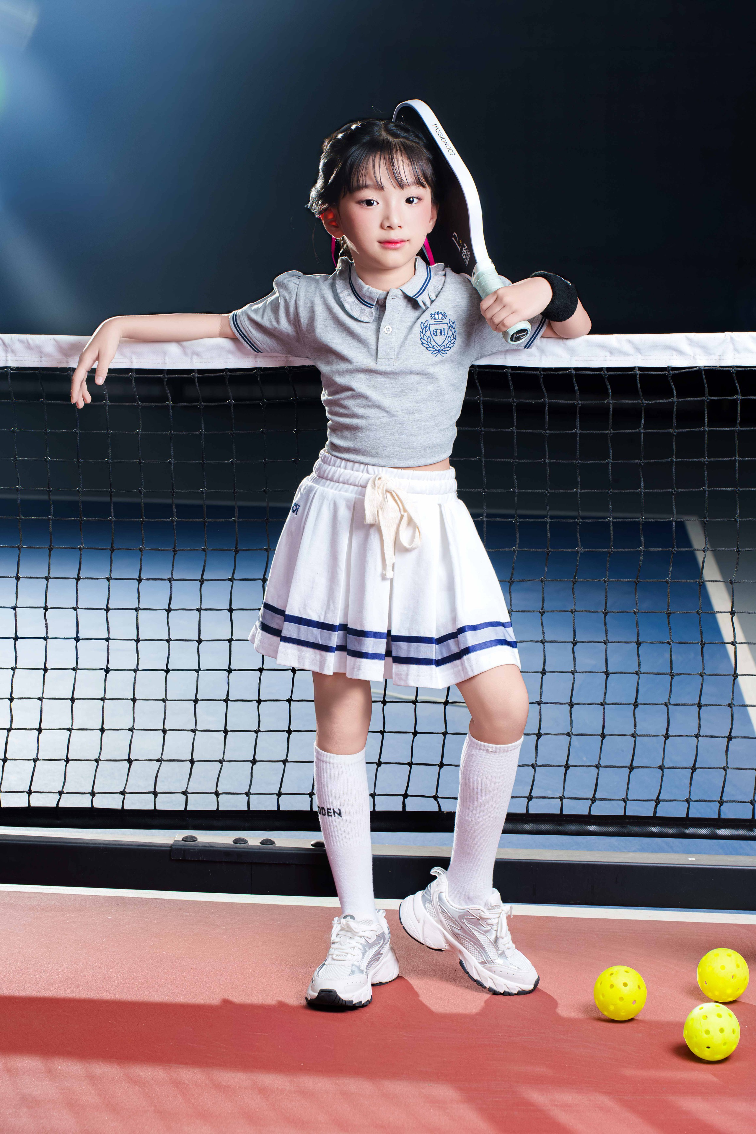 Người mẫu Nh&atilde; T&acirc;m trở lại đầy ấn tượng với bộ ảnh sporty ngập tr&agrave;n kh&iacute; chất  - Ảnh 4.