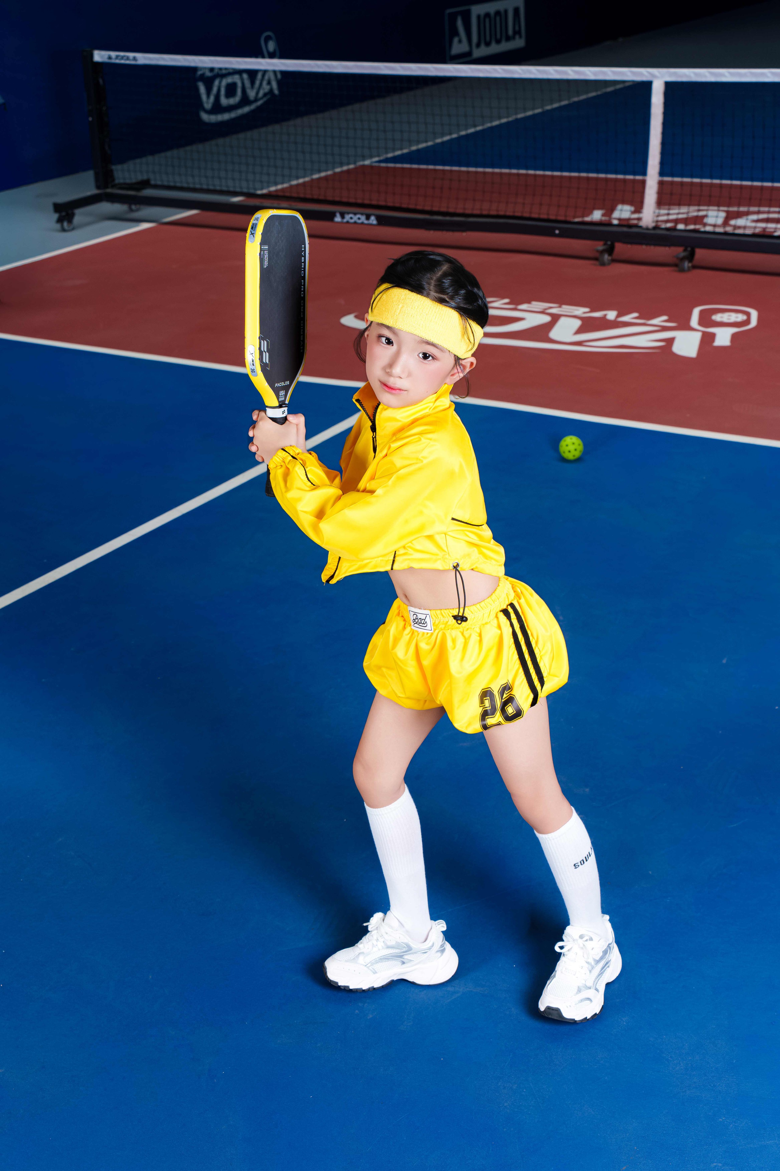Người mẫu Nh&atilde; T&acirc;m trở lại đầy ấn tượng với bộ ảnh sporty ngập tr&agrave;n kh&iacute; chất  - Ảnh 5.