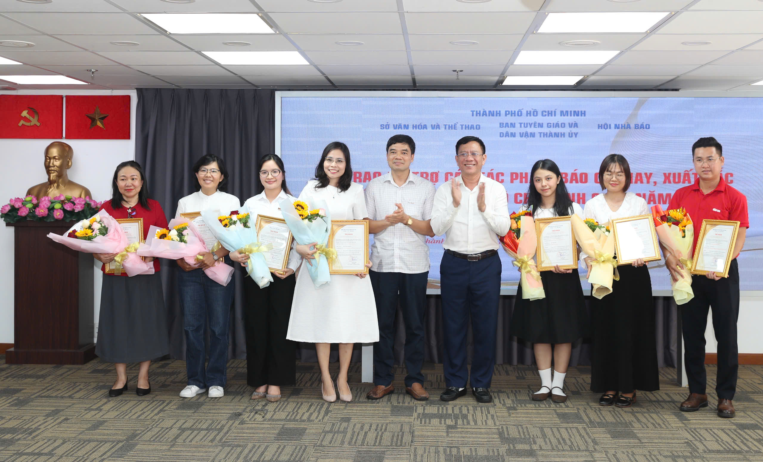 Báo Người Lao Động có 5 tác phẩm báo chí hay, xuất sắc được TPHCM hỗ trợ - Ảnh 1.