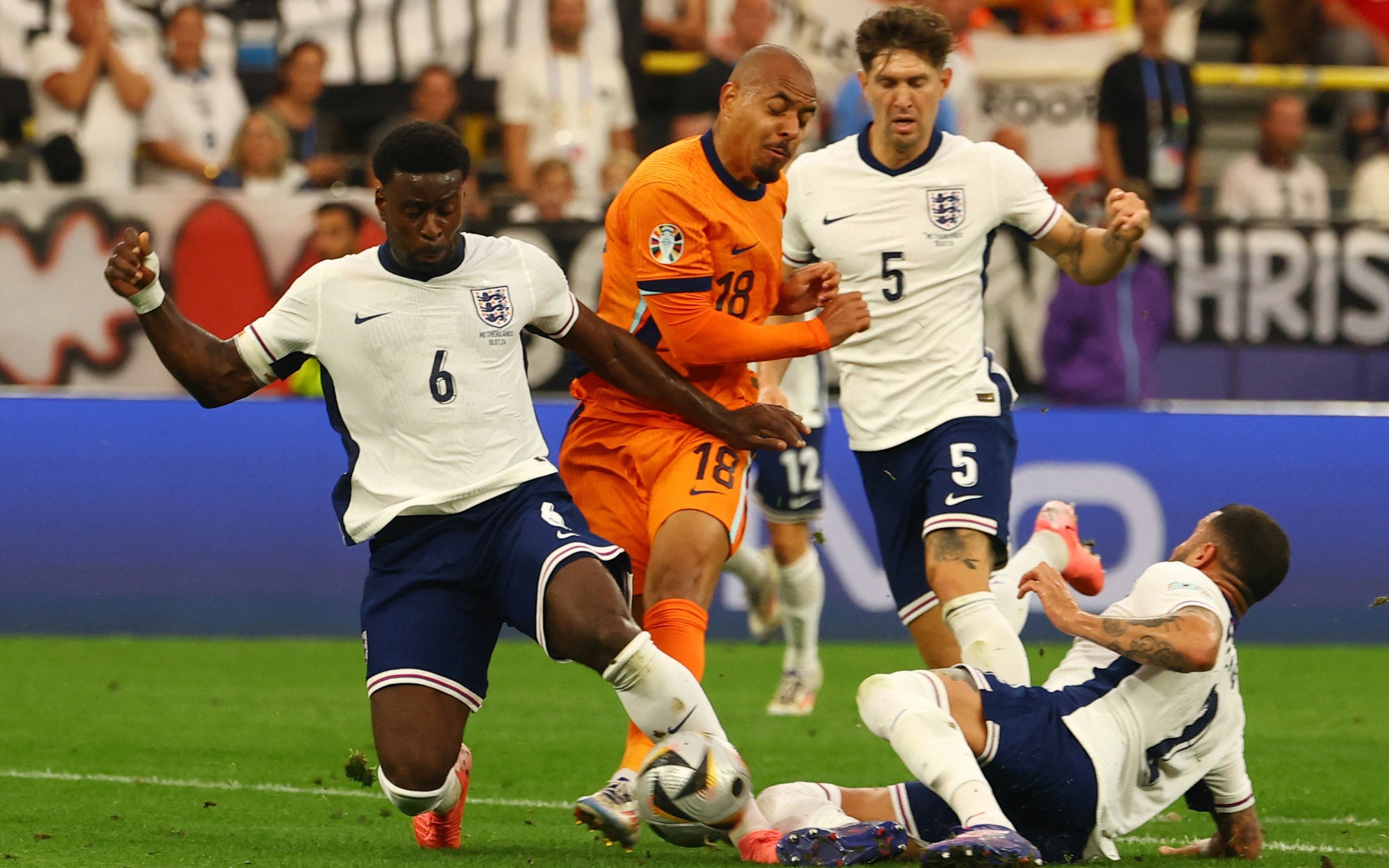 Harry Maguire, Cole Palmer bị loại khỏi tuyển Anh dự World Cup 2026