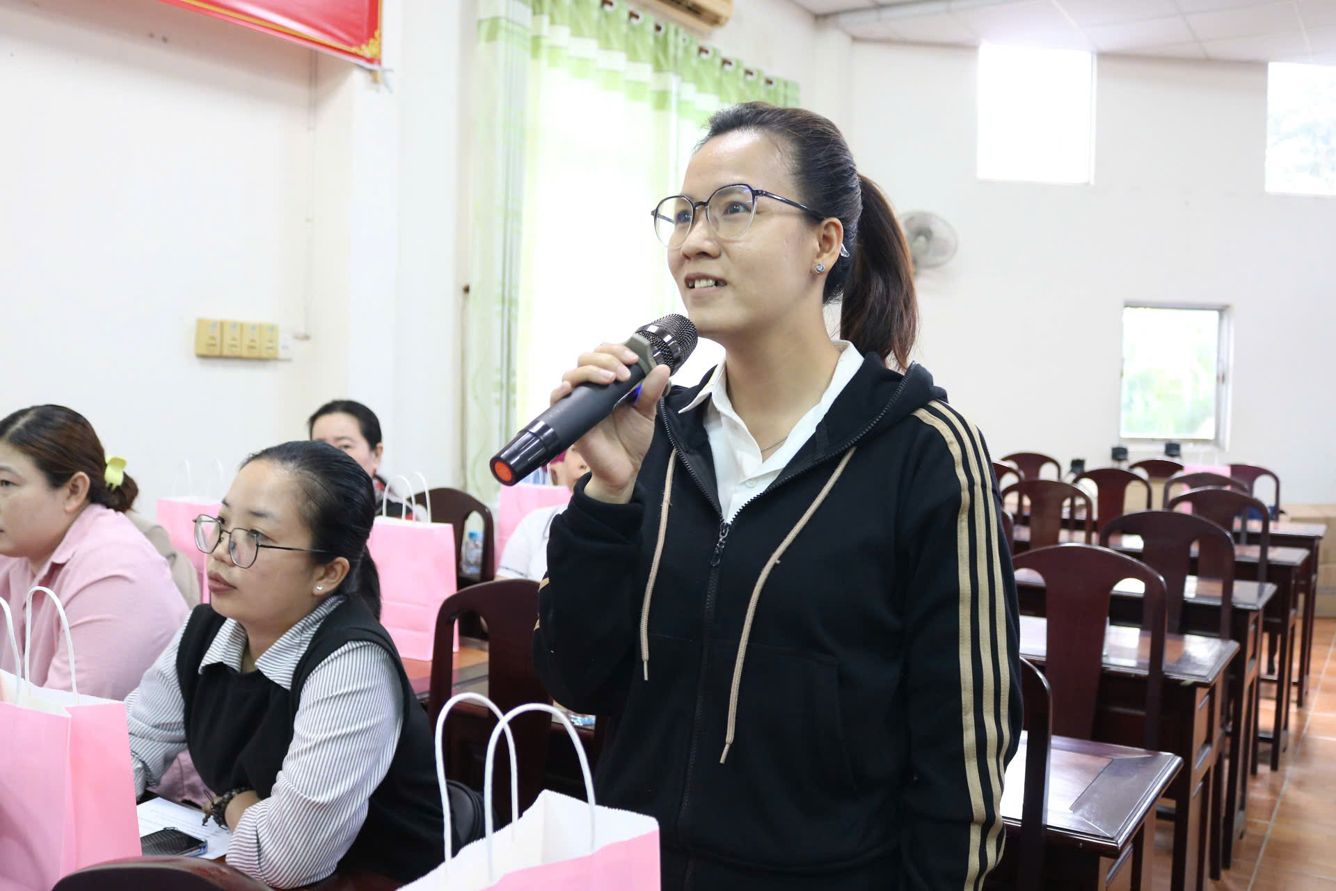 Cần Thơ: Tổ chức hội thảo giúp nữ đoàn viên thay đổi cách nhìn về chăm sóc sức khỏe - Ảnh 3.