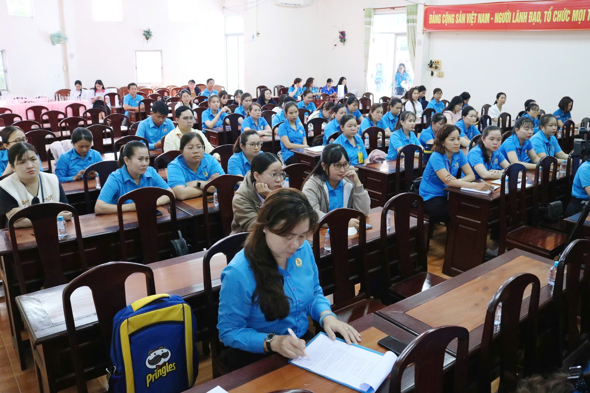 Cần Thơ: Tổ chức hội thảo giúp nữ đoàn viên thay đổi cách nhìn về chăm sóc sức khỏe - Ảnh 2.