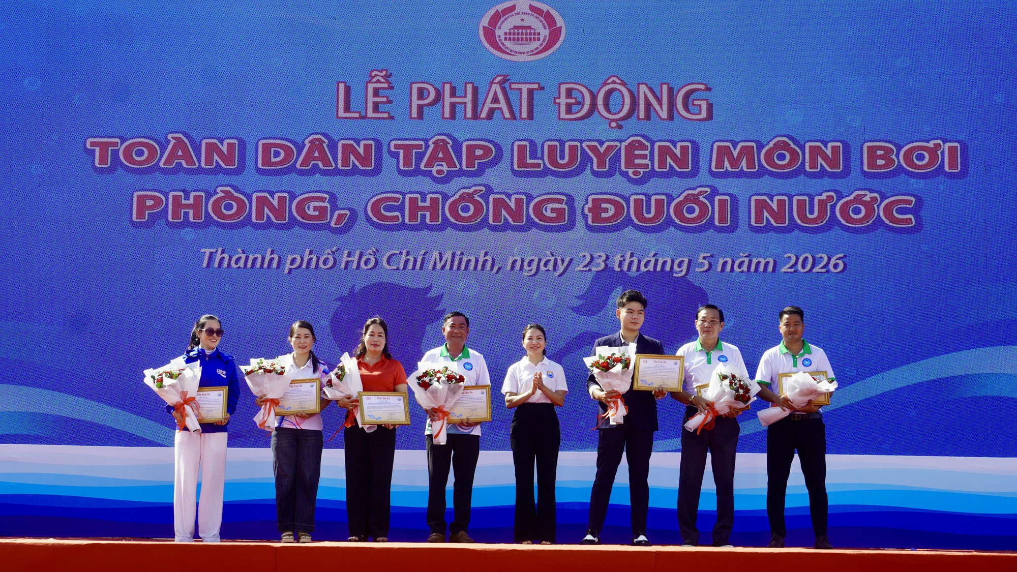 TPHCM: Ph&aacute;t động to&agrave;n d&acirc;n học bơi để ph&ograve;ng, chống đuối nước - Ảnh 3.
