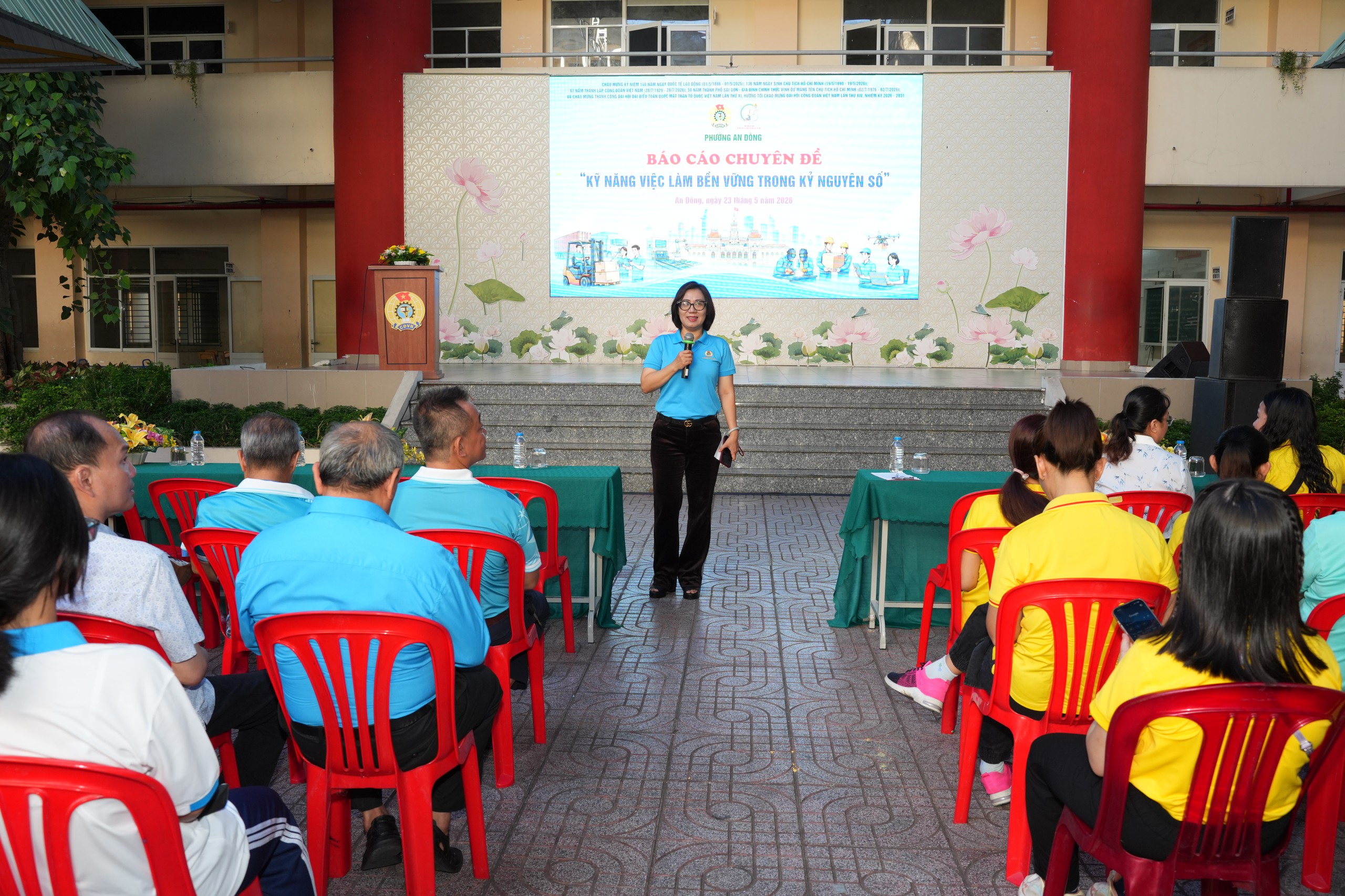 C&ocirc;ng đo&agrave;n phường An Đ&ocirc;ng tổ chức chuỗi hoạt động hưởng ứng Th&aacute;ng C&ocirc;ng nh&acirc;n - Ảnh 2.