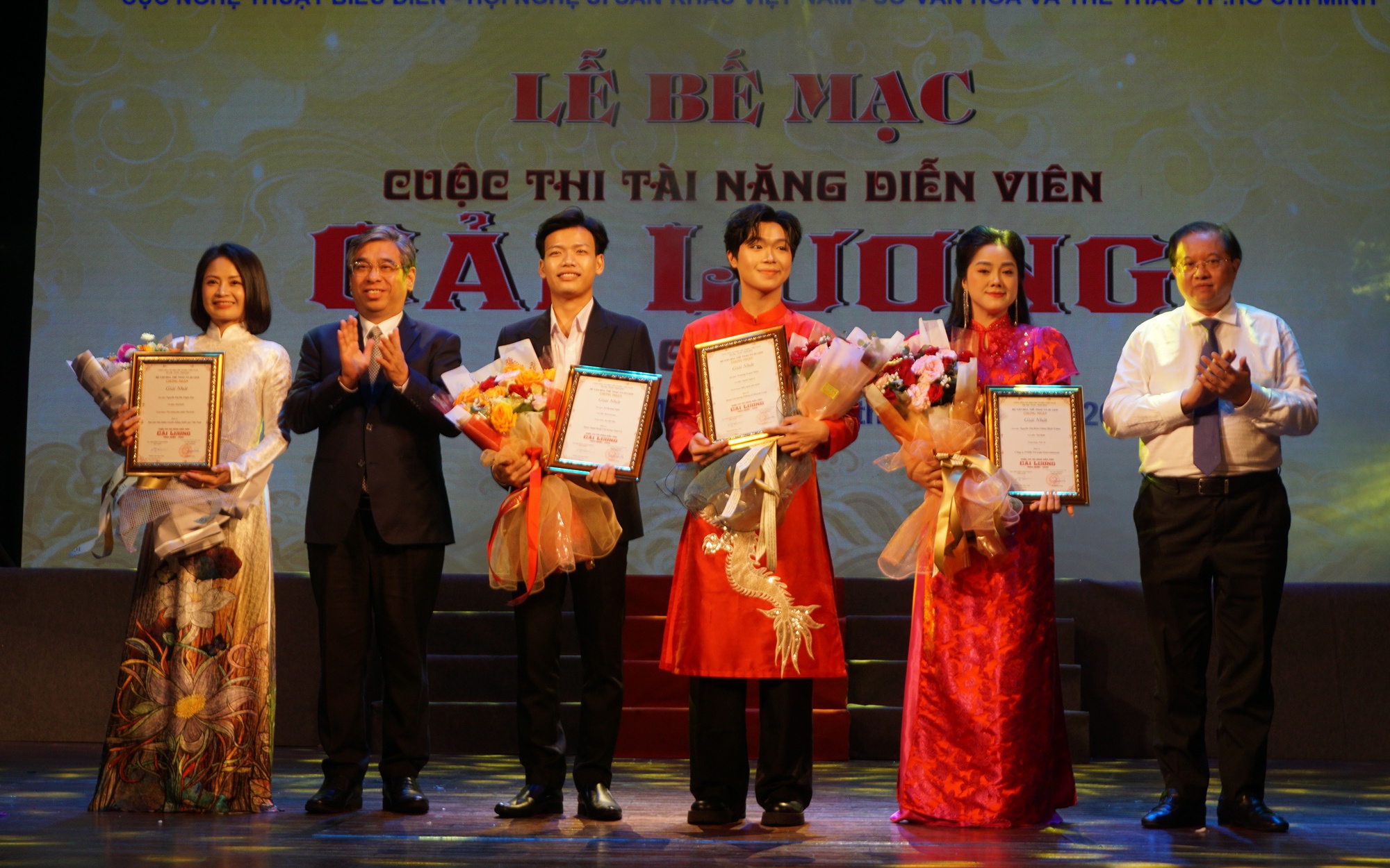 Trọng Nhân, Bích Trâm, Lê Hoàng Nghi, Ngân Hà đoạt giải Nhất cuộc thi Tài năng Diễn viên cải lương