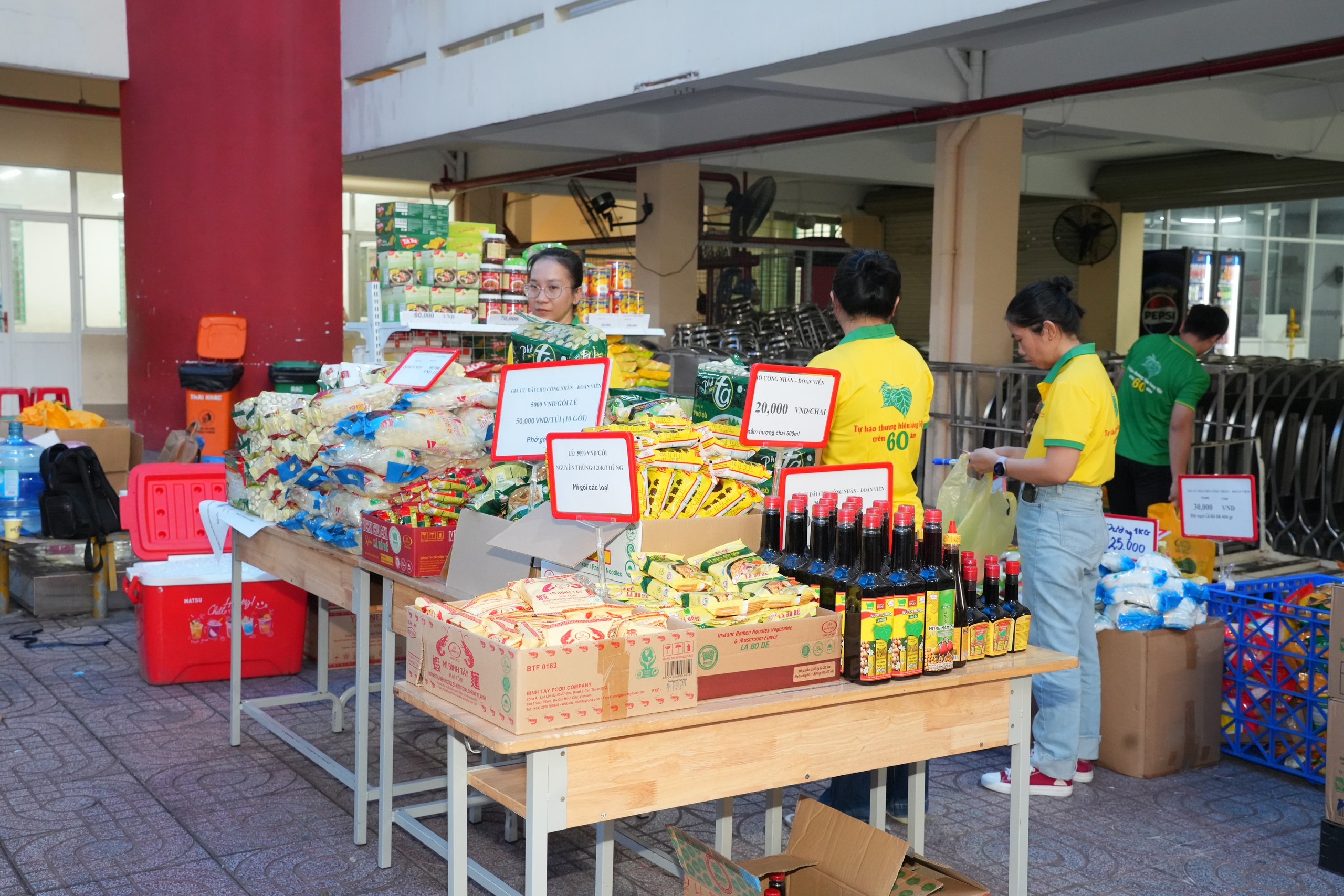 C&ocirc;ng đo&agrave;n phường An Đ&ocirc;ng tổ chức chuỗi hoạt động hưởng ứng Th&aacute;ng C&ocirc;ng nh&acirc;n - Ảnh 10.