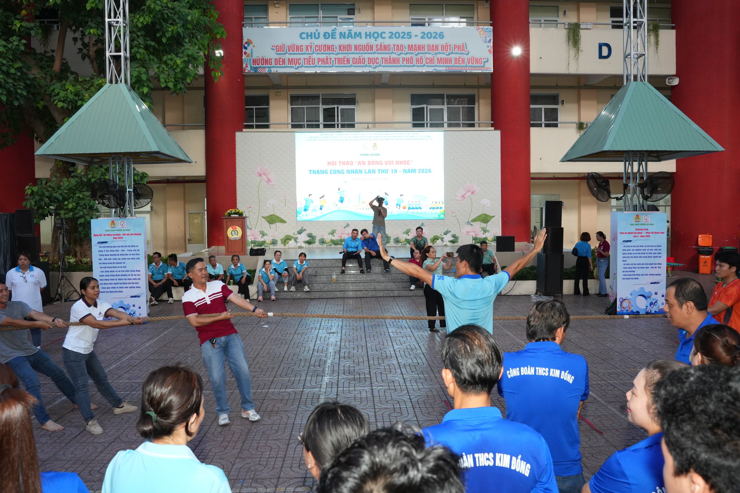 C&ocirc;ng đo&agrave;n phường An Đ&ocirc;ng tổ chức chuỗi hoạt động hưởng ứng Th&aacute;ng C&ocirc;ng nh&acirc;n - Ảnh 20.