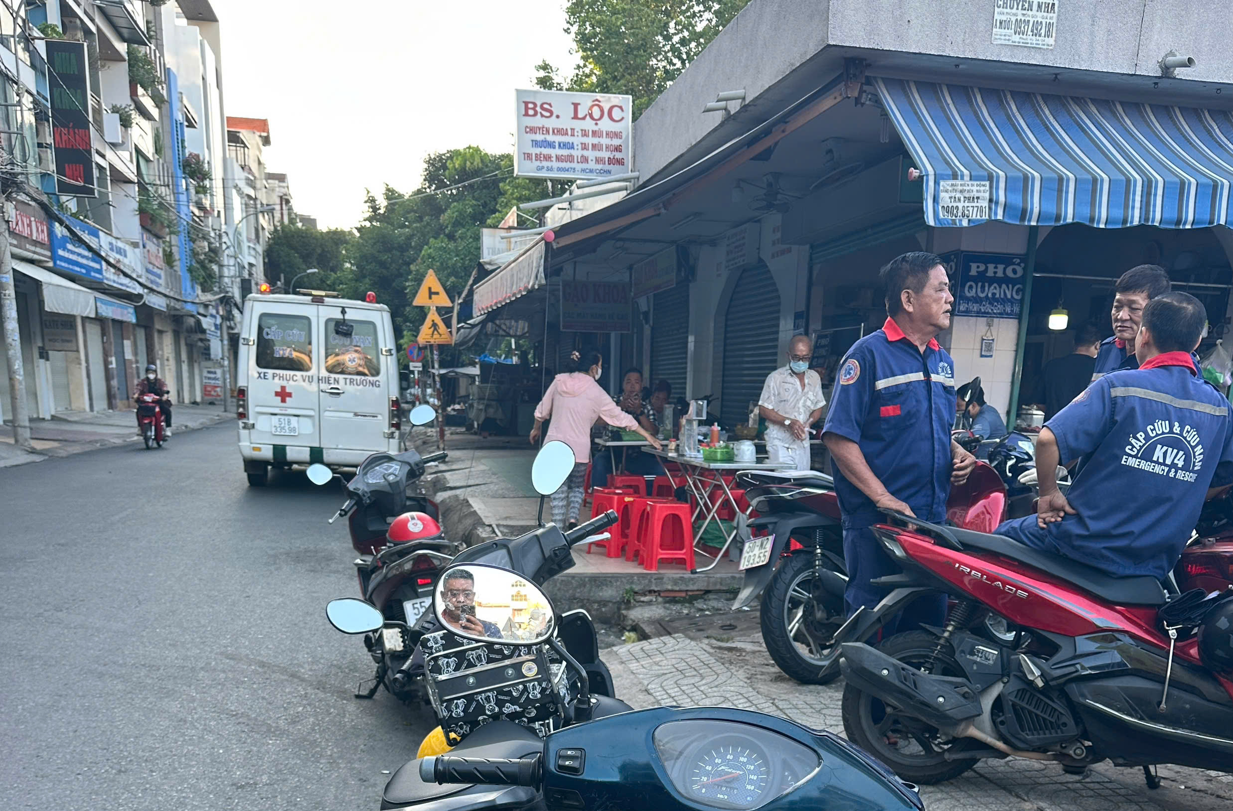 Tài xế xe ôm tử vong ở chợ Bàu Cát , TPHCM gây xôn xao dư luận - Ảnh 1.