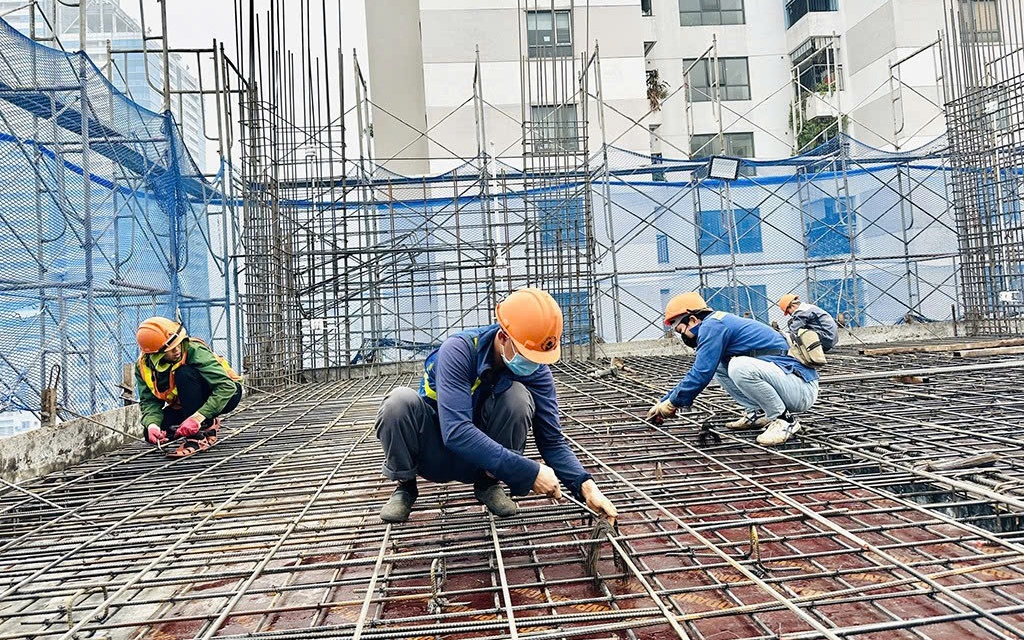 Thi đua rèn nghề, khơi nguồn sáng tạo trong công nhân