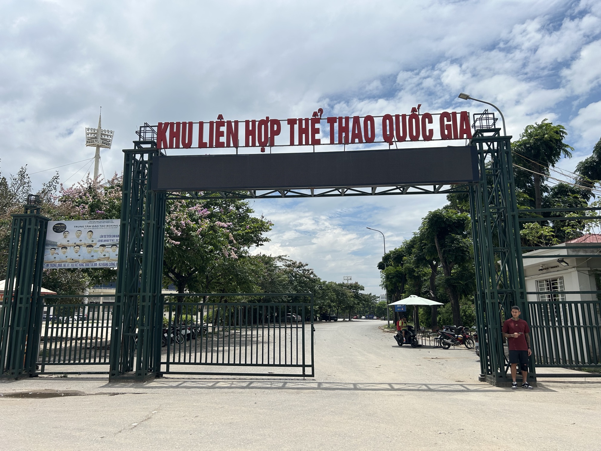 VIDEO: Hình ảnh Khu liên hợp thể thao Mỹ Đình trước ngày chuyển về Bộ Quốc phòng - Ảnh 1.