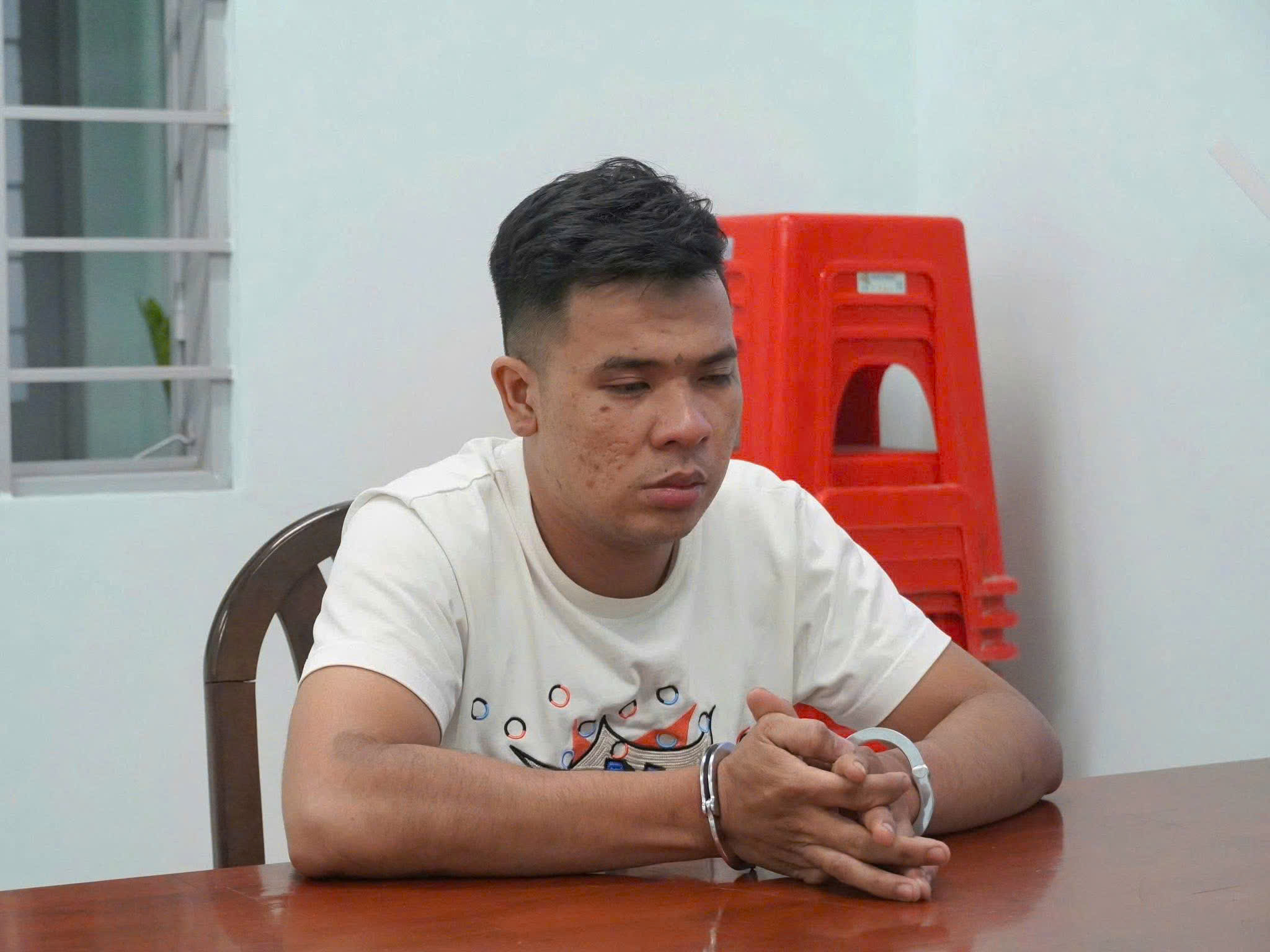 Công an Tây Ninh bắt giữ tội phạm truy nã với tiền án trộm cắp tài sản - Ảnh 1.
