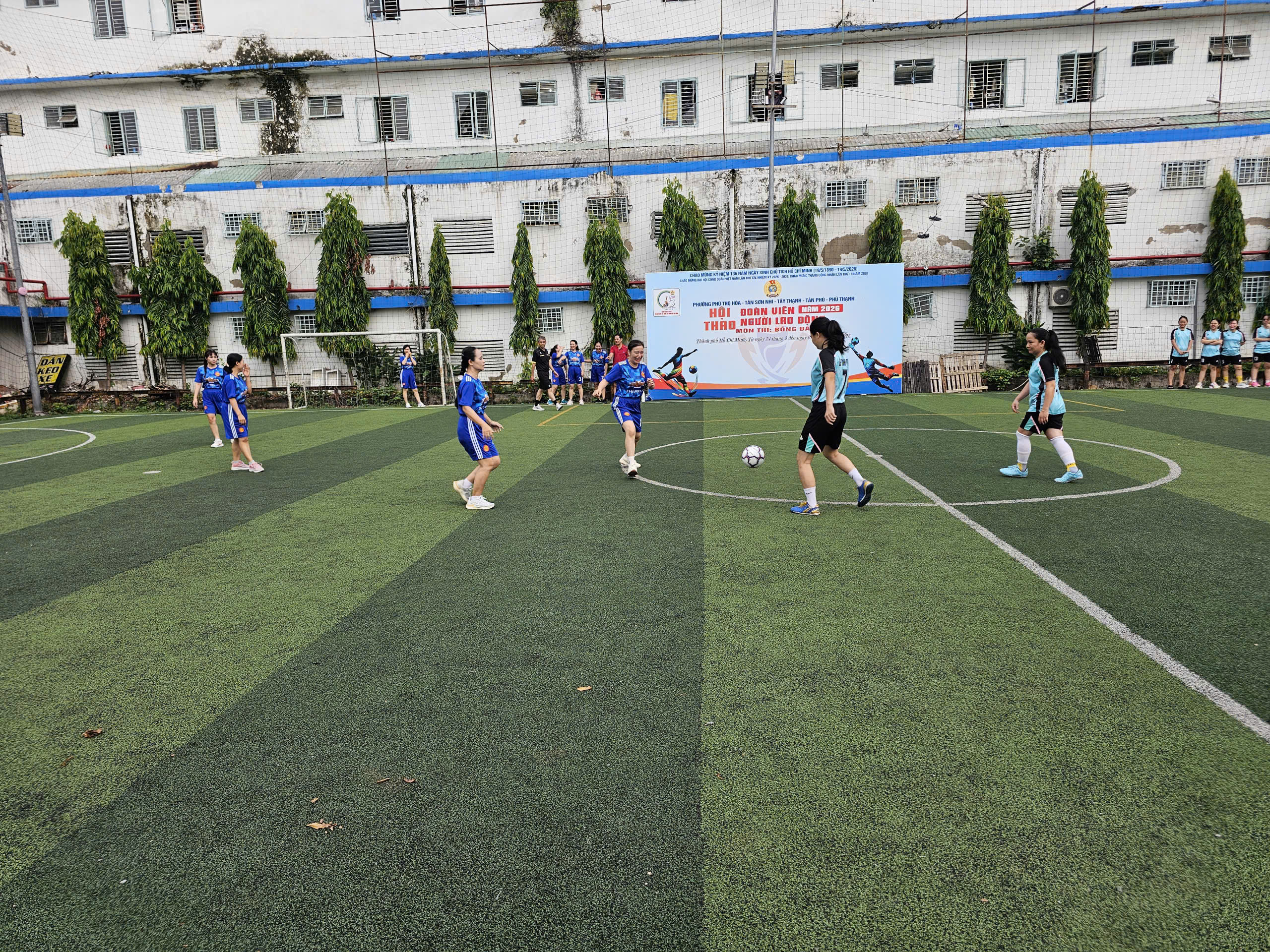 S&ocirc;i nổi c&aacute;c hoạt động chăm lo đời sống tinh thần cho người lao động - Ảnh 4.