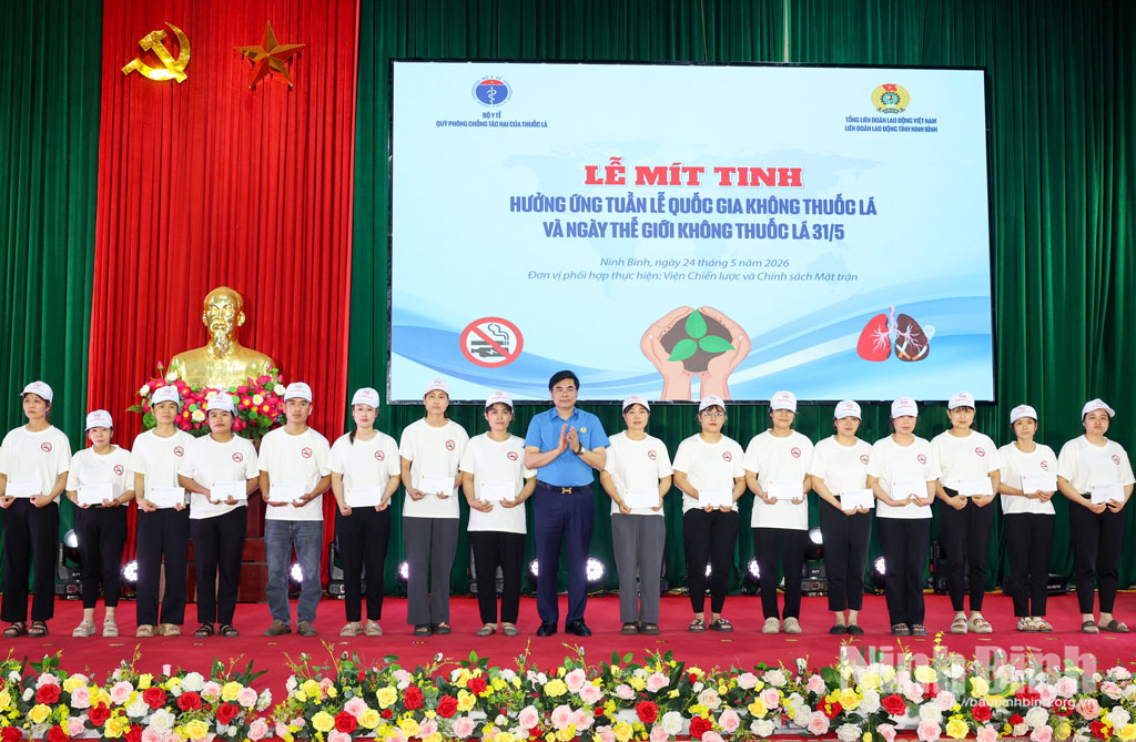 Tiếp tục đẩy mạnh tuy&ecirc;n truyền về t&aacute;c hại của thuốc l&aacute; v&agrave; c&aacute;c sản phẩm nicotine thế hệ mới - Ảnh 10.