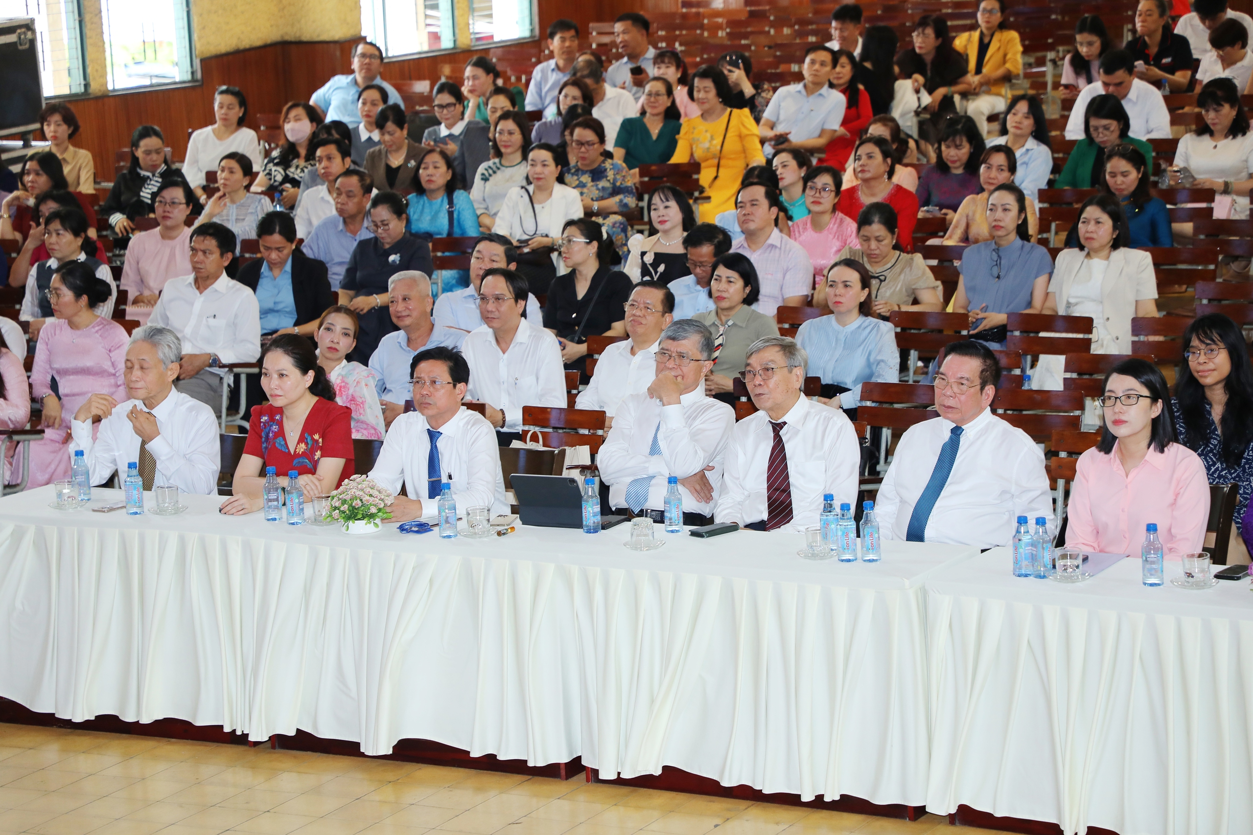 28 năm chương tr&igrave;nh tiếng Anh tăng cường, "điểm son" của GD-ĐT TPHCM - Ảnh 2.