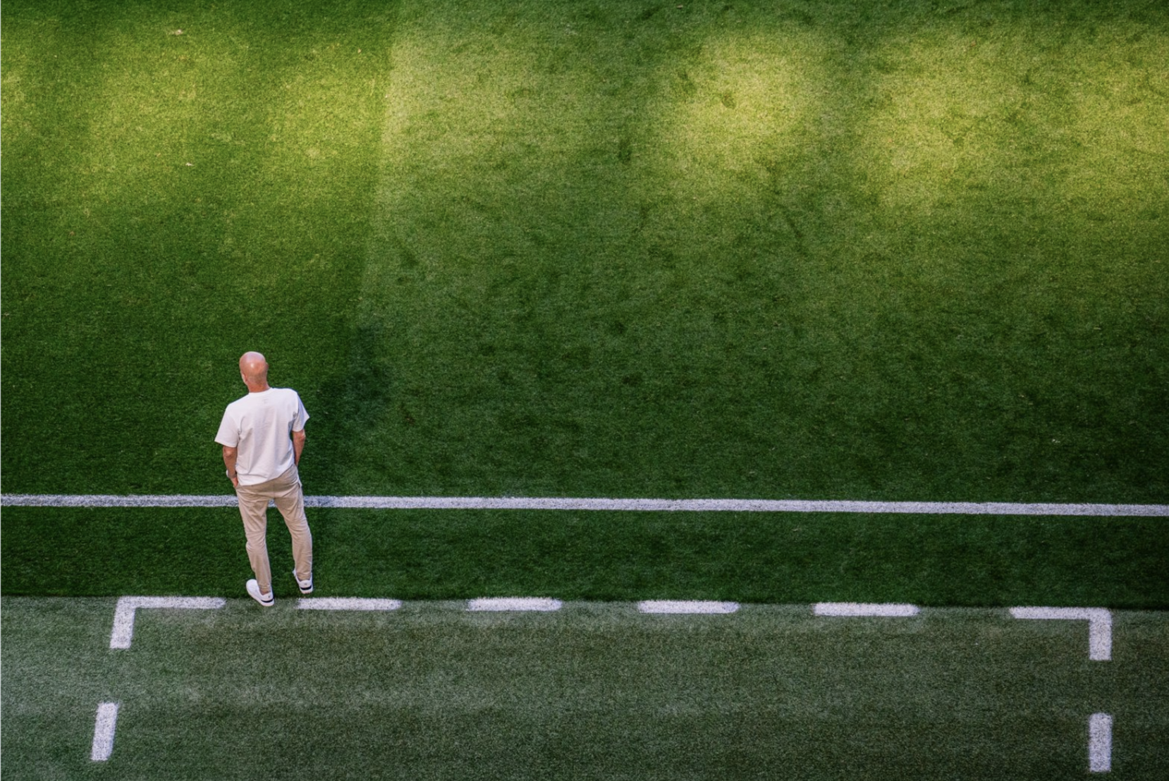 Nước mắt ngày chia tay Man City của Pep Guardiola - Ảnh 9.