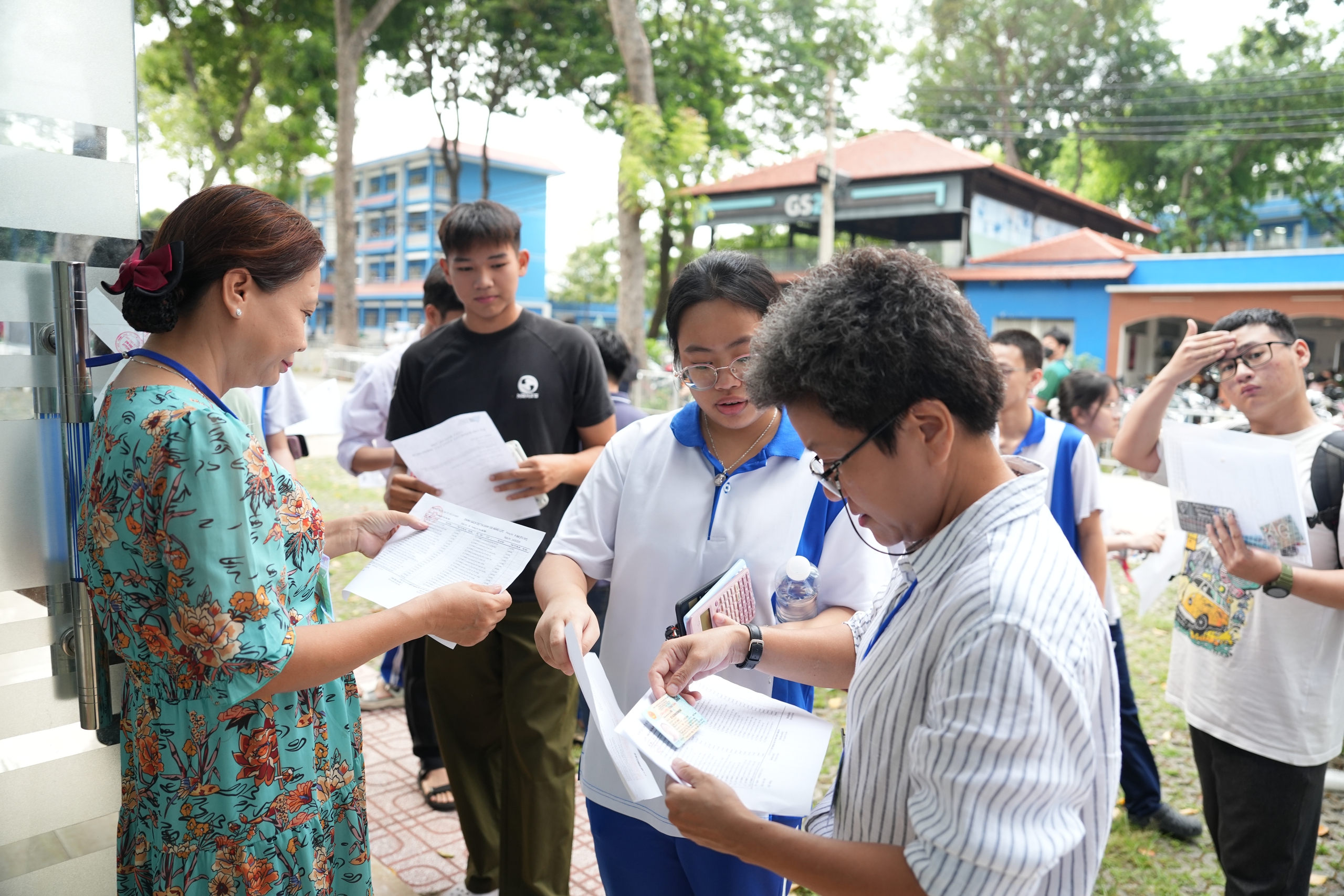 Hơn 4.600 thí sinh dự thi đánh giá năng lực tại Trường ĐH Thủ Dầu Một - Ảnh 3.