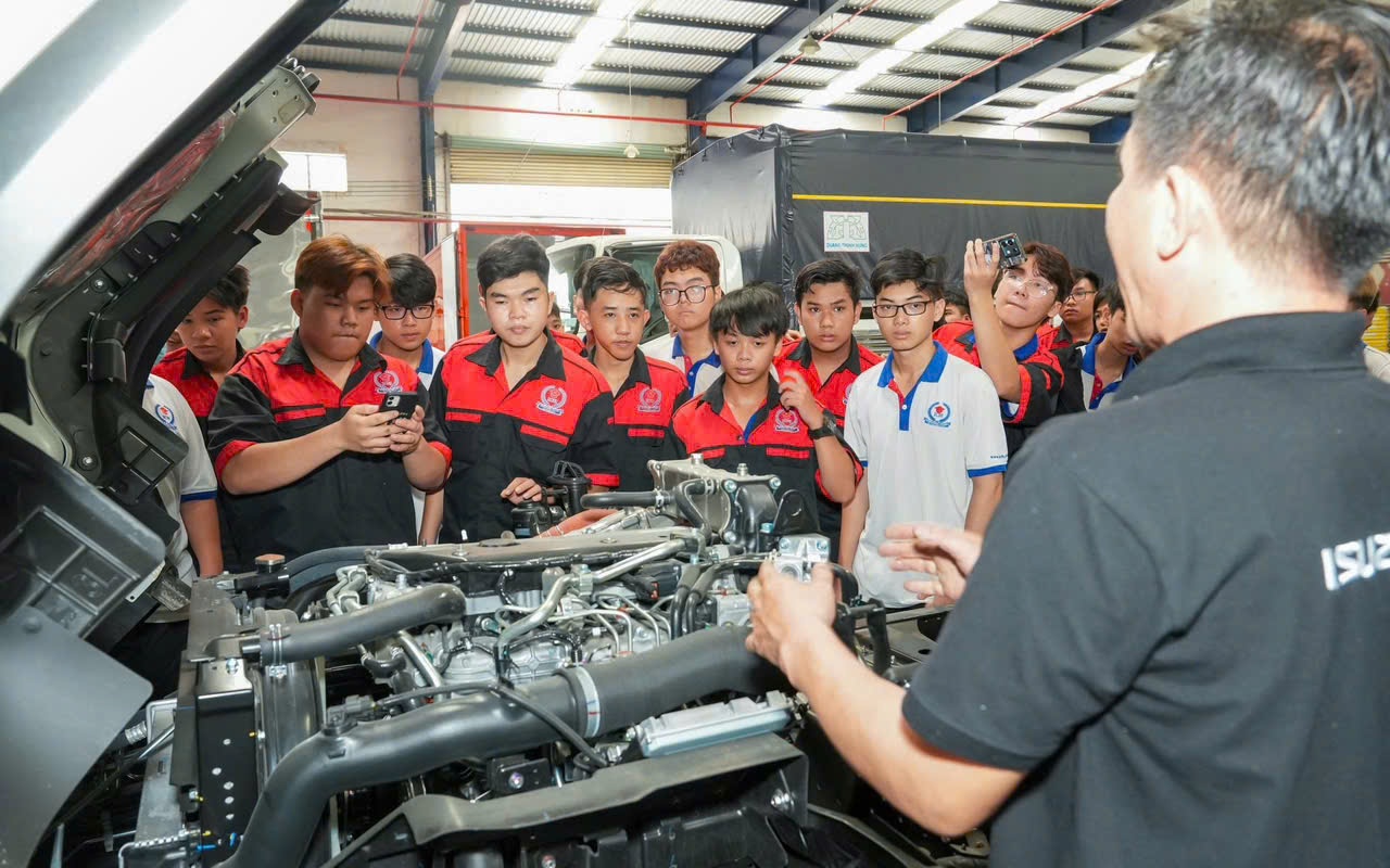 Nhiều ngành học mà AI không thể thay thế