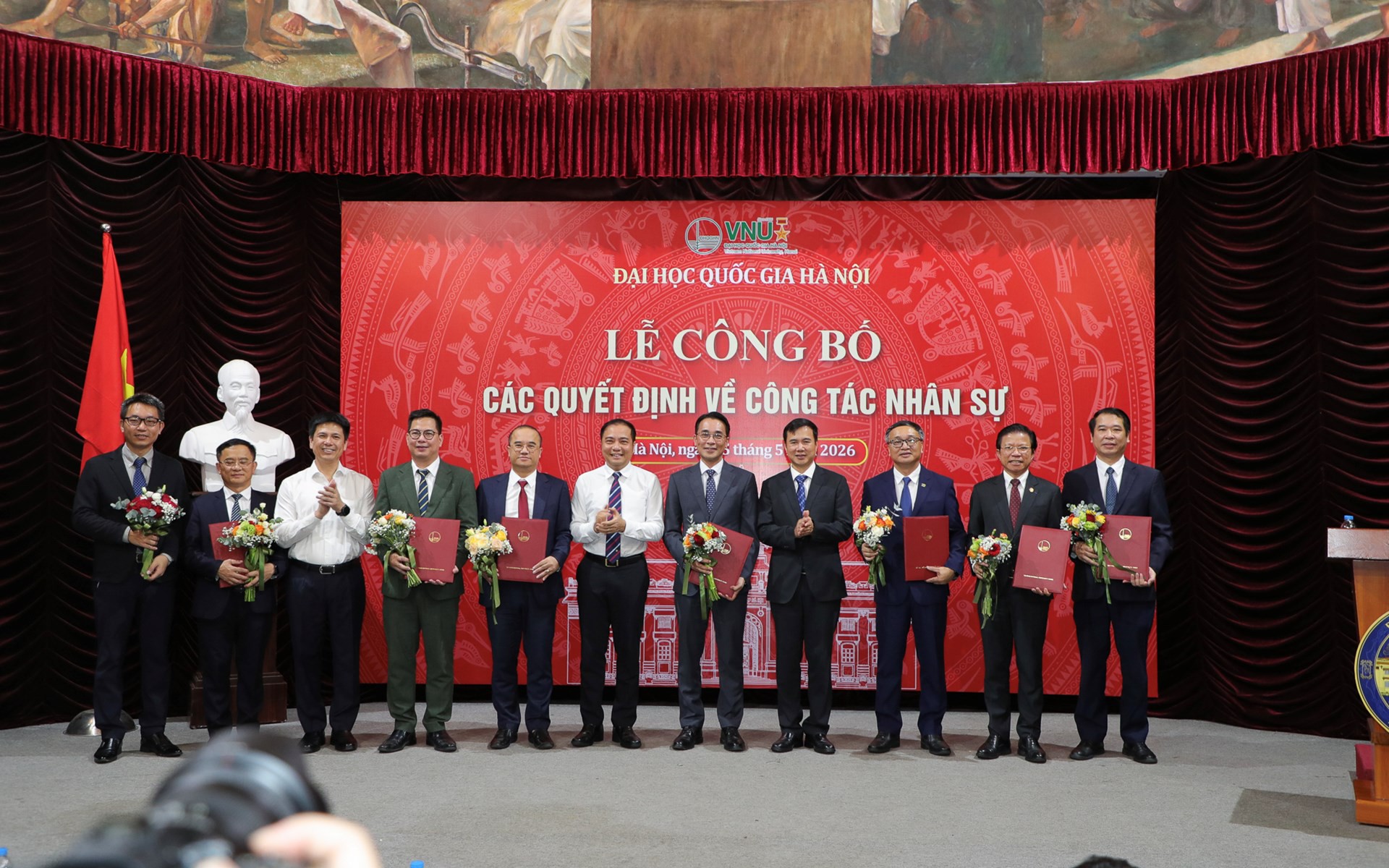 ĐH Quốc gia Hà Nội bổ nhiệm loạt hiệu trưởng