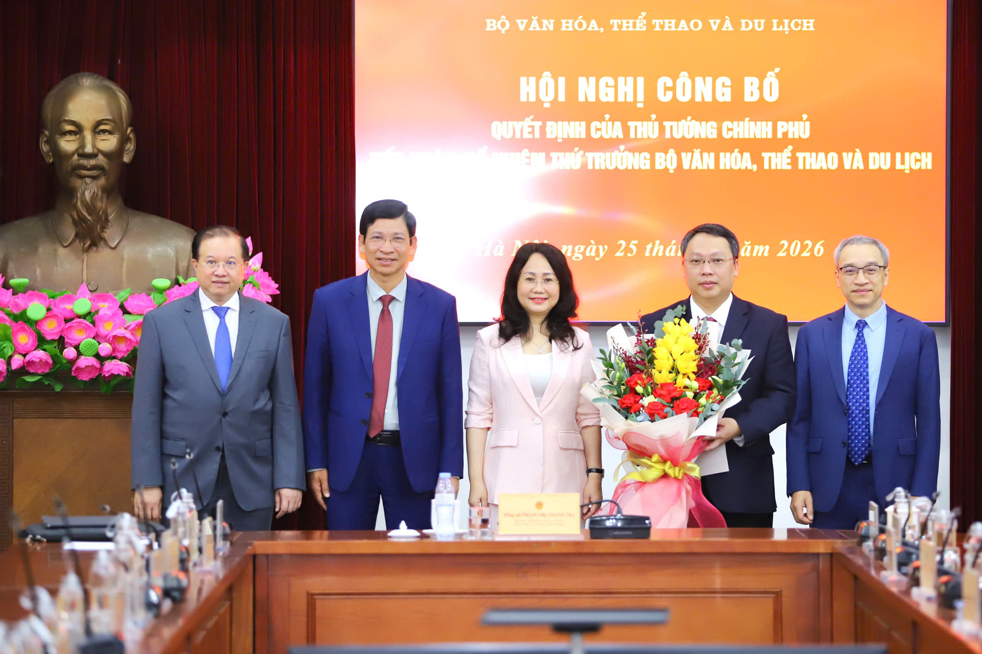 Trao quyết định bổ nhiệm &ocirc;ng Nguyễn Huy Dũng l&agrave;m Thứ trưởng Bộ Văn h&oacute;a, Thể thao v&agrave; Du lịch - Ảnh 3.