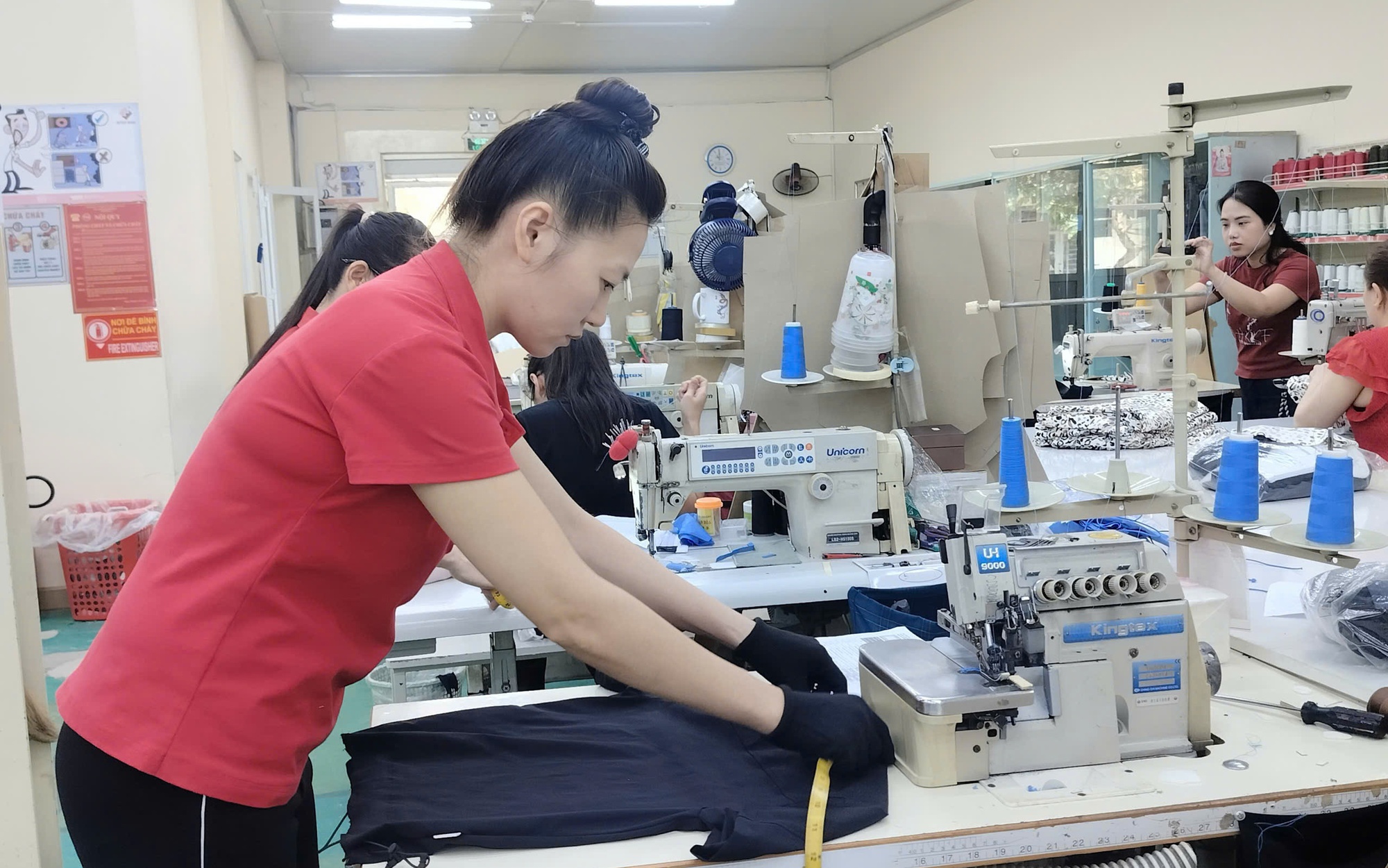 KHÔNG ĐỂ CÔNG NHÂN - LAO ĐỘNG PHẢI LO TOAN (*): Nâng chất việc làm, cơ hội thích ứng