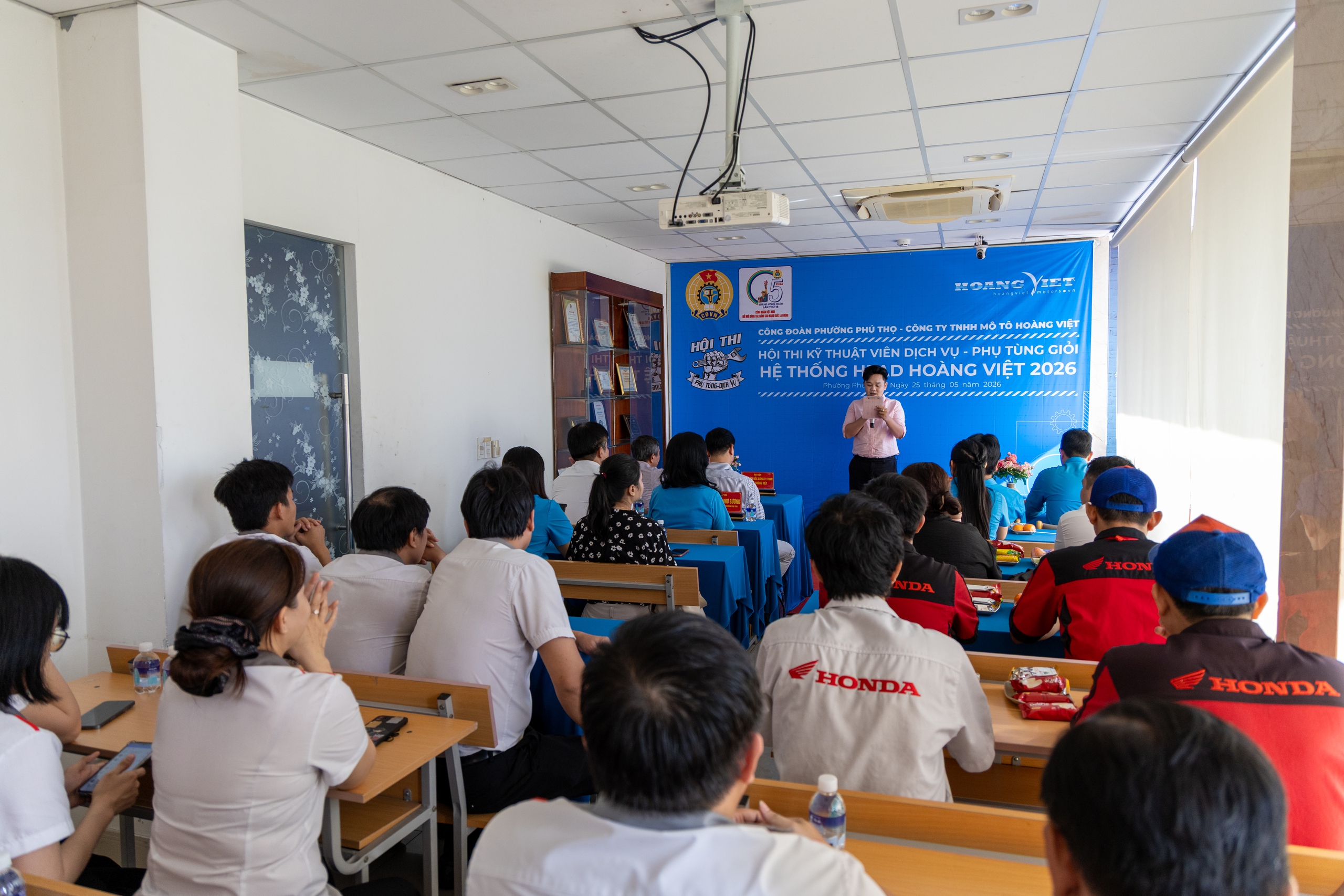 C&ocirc;ng đo&agrave;n phường Ph&uacute; Thọ tổ chức hội thi n&acirc;ng cao tay nghề cho đo&agrave;n vi&ecirc;n - lao động - Ảnh 1.