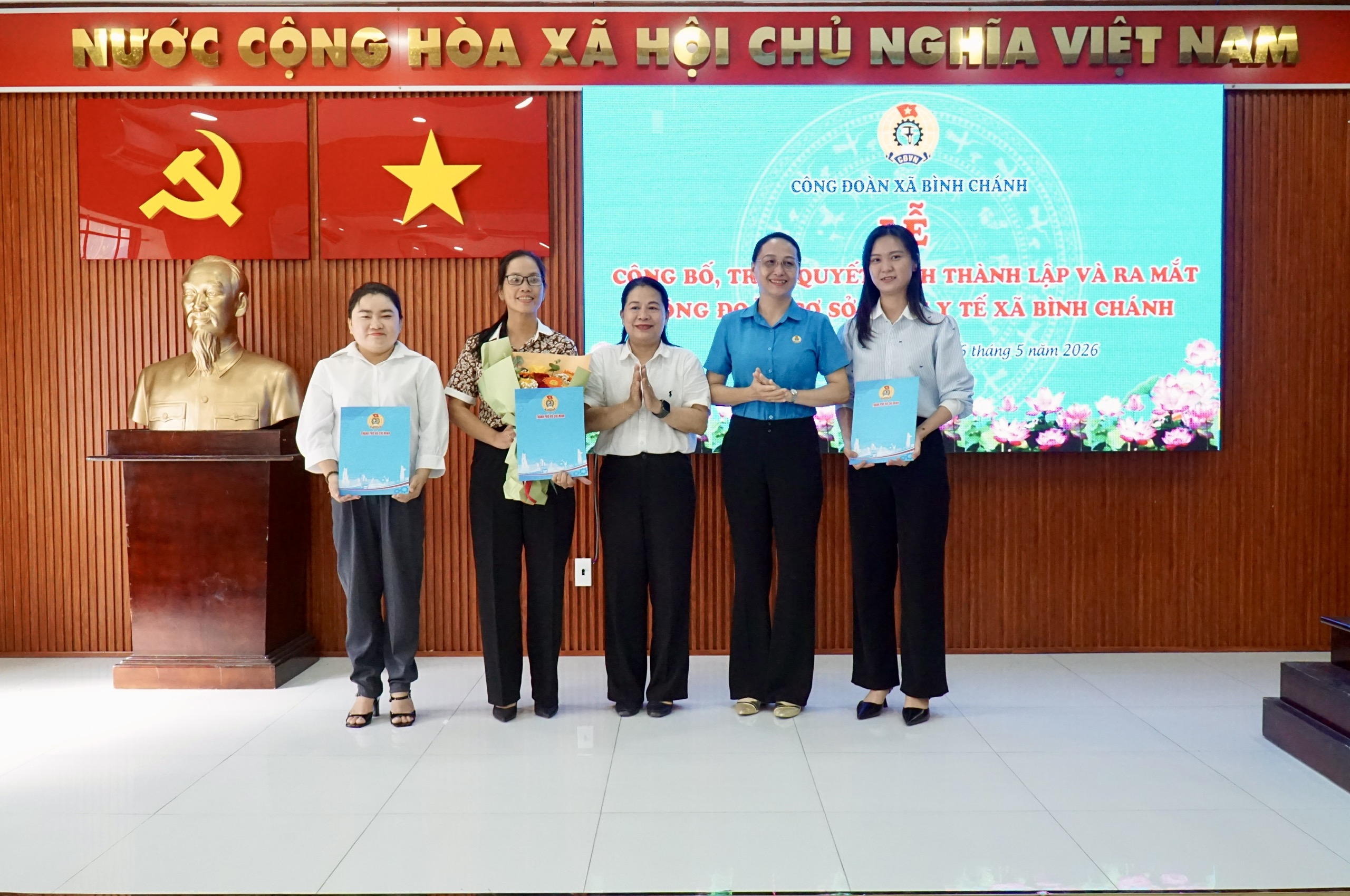 Xã Bình Chánh, TPHCM: Ra mắt 2 công đoàn cơ sở trong Tháng Công nhân - Ảnh 2.