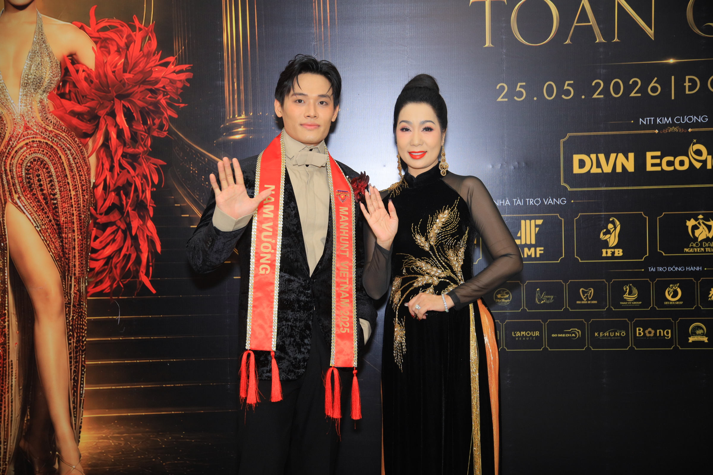 Hoa hậu Thanh H&agrave;, nam vương Tiến Dũng t&igrave;m hoa hậu doanh nh&acirc;n  - Ảnh 5.