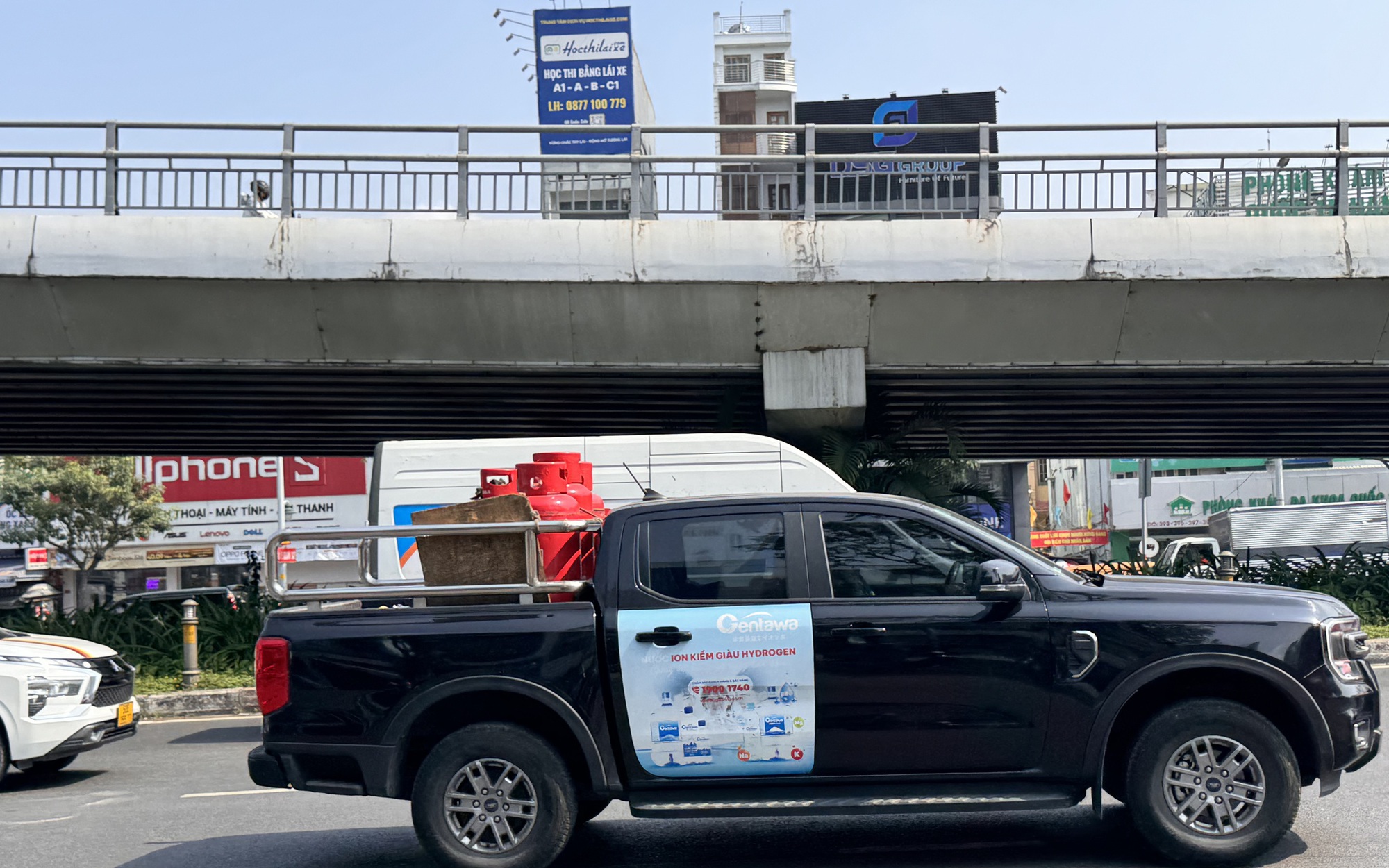 Vì sao Ford Việt Nam kiến nghị xem xe bán tải như ô tô con?