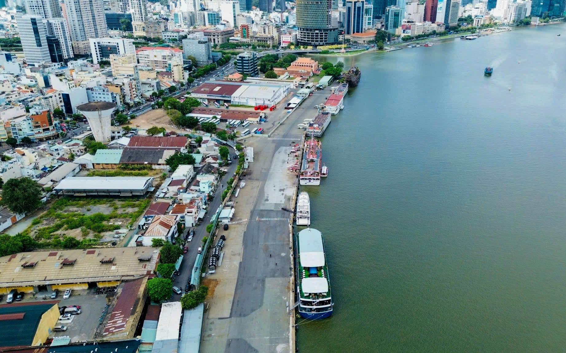 Phó Bí thư Thành ủy TPHCM yêu cầu xử lý nhanh dự án vướng đất đai