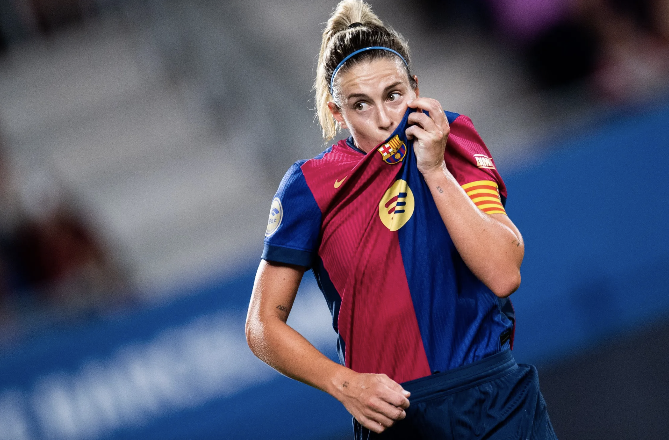 Barcelona chia tay biểu tượng bất tử sau chức v&ocirc; địch Champions League - Ảnh 1.