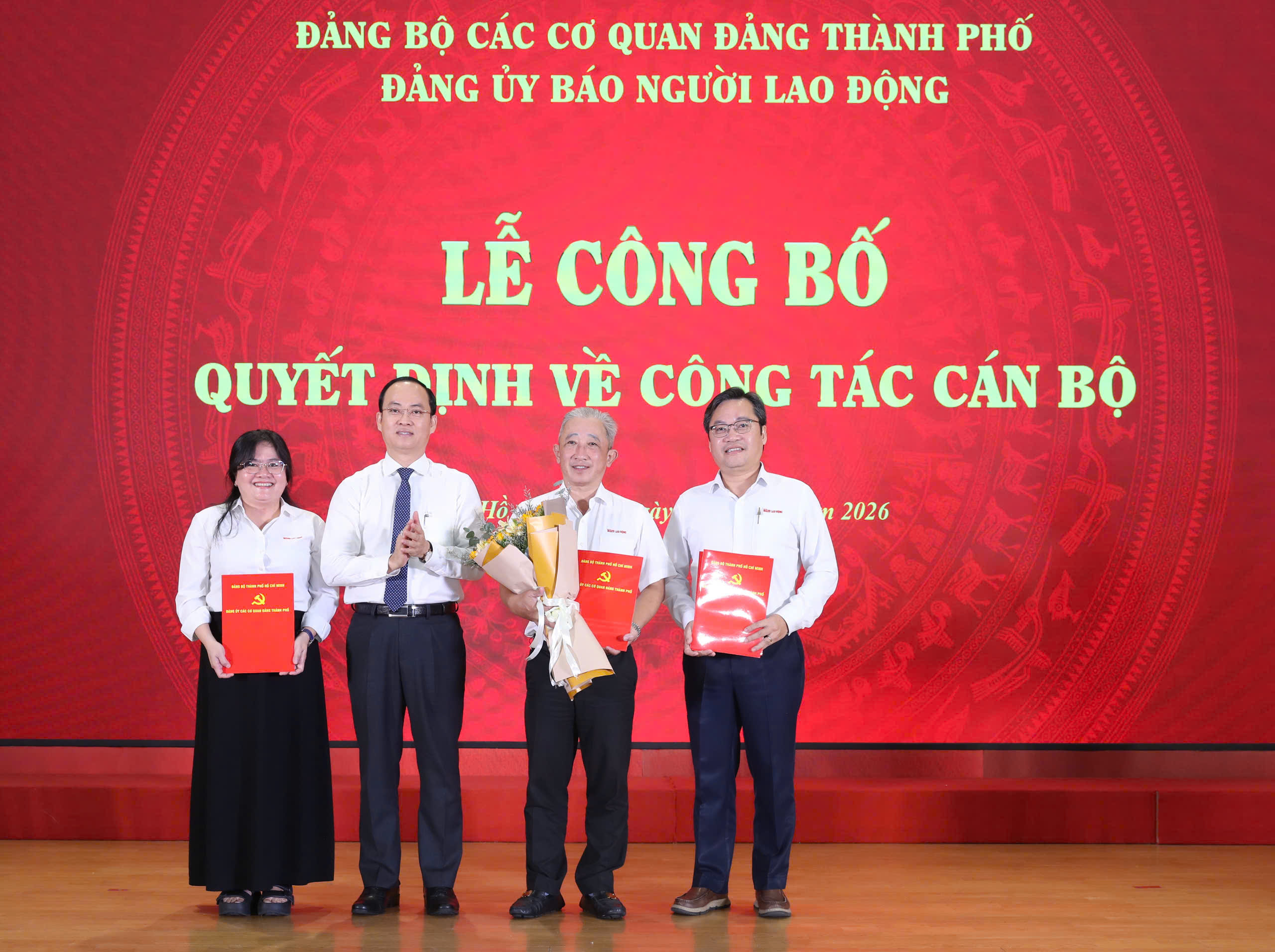 B&aacute;o Người Lao Động c&oacute; nhiều đ&oacute;ng g&oacute;p quan trọng cho sự ph&aacute;t triển của TPHCM - Ảnh 3.