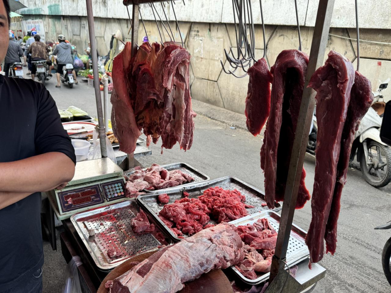 Phỏng vấn độc quyền: C&ocirc;ng an TPHCM quyết &ldquo;đ&aacute;nh tận gốc&rdquo; c&aacute;c đường d&acirc;y h&agrave;ng giả, thực phẩm bẩn - Ảnh 11.