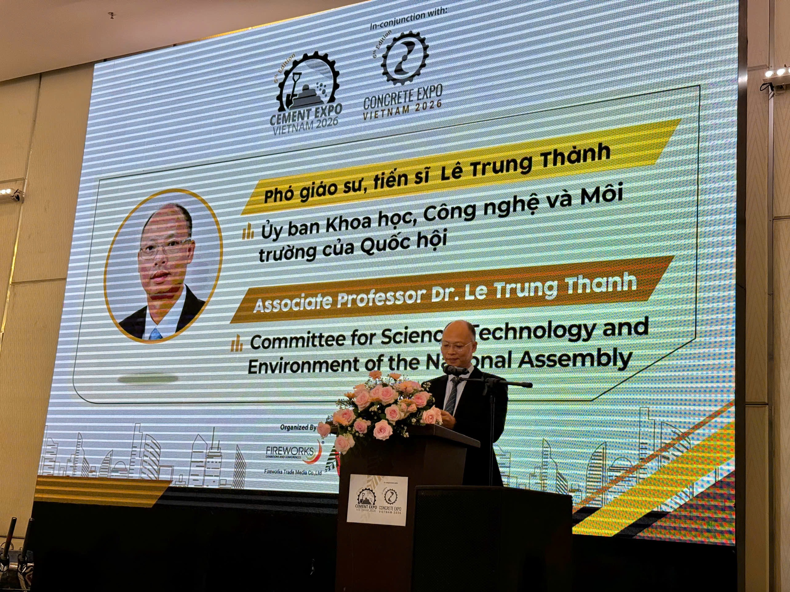 Khai mạc triển l&atilde;m quốc tế m&aacute;y m&oacute;c, thiết bị ng&agrave;nh B&ecirc; t&ocirc;ng v&agrave; Xi măng Việt Nam 2026 - Ảnh 1.