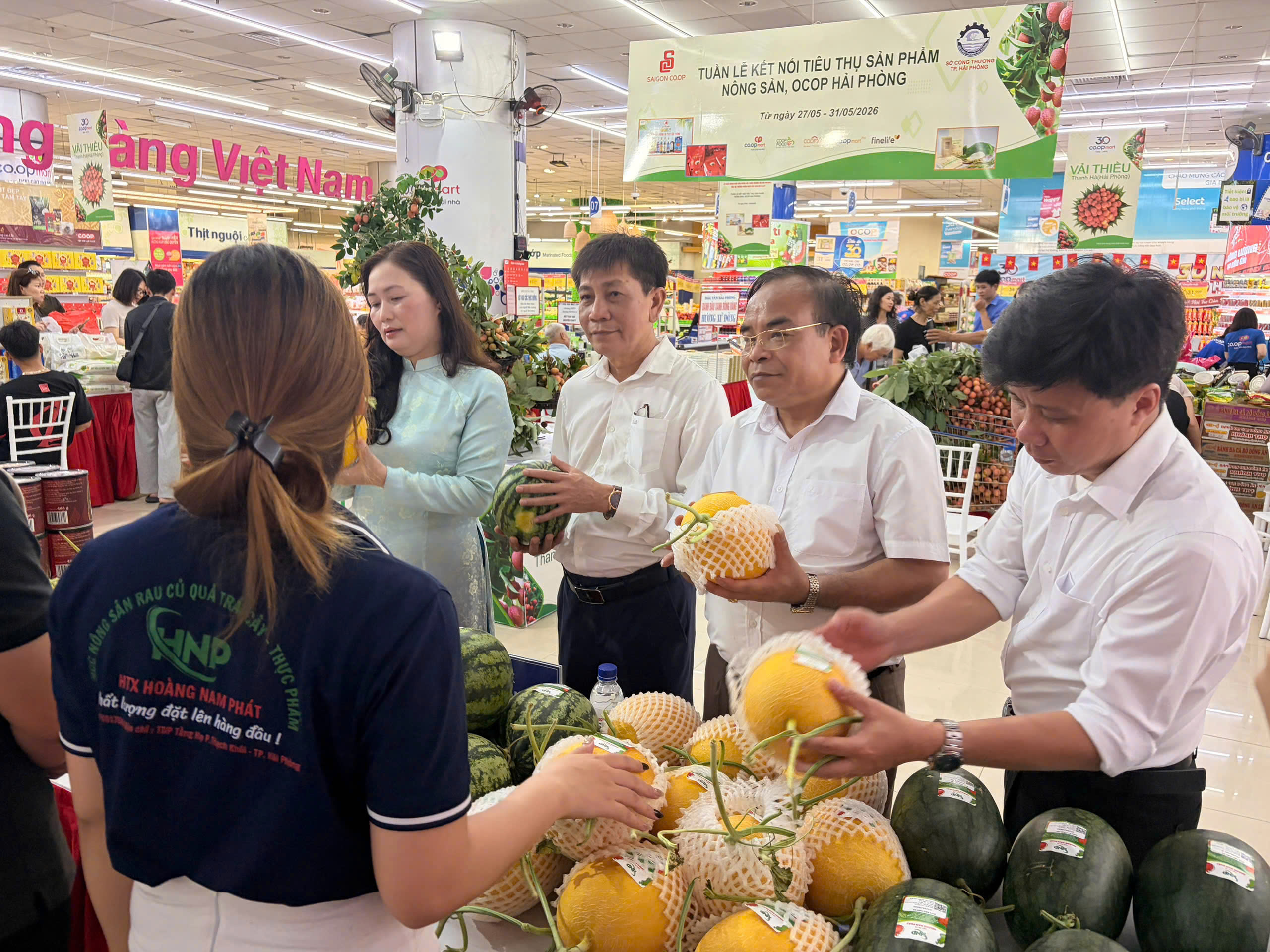Saigon Co.op đưa 300 tấn vải Thanh Hà vào hệ thống phân phối toàn quốc - Ảnh 1.