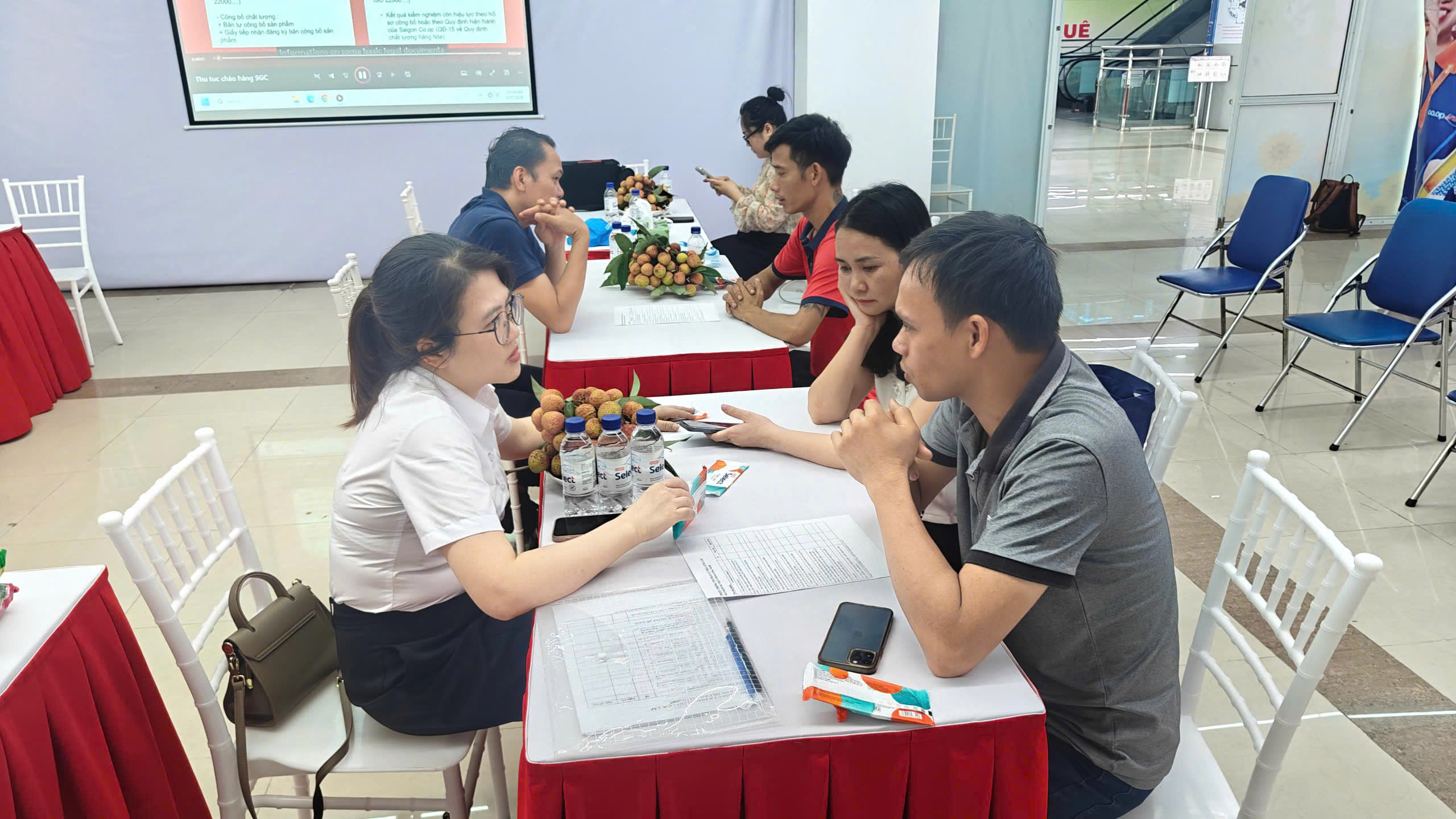 Saigon Co.op đưa 300 tấn vải Thanh Hà vào hệ thống phân phối toàn quốc - Ảnh 4.