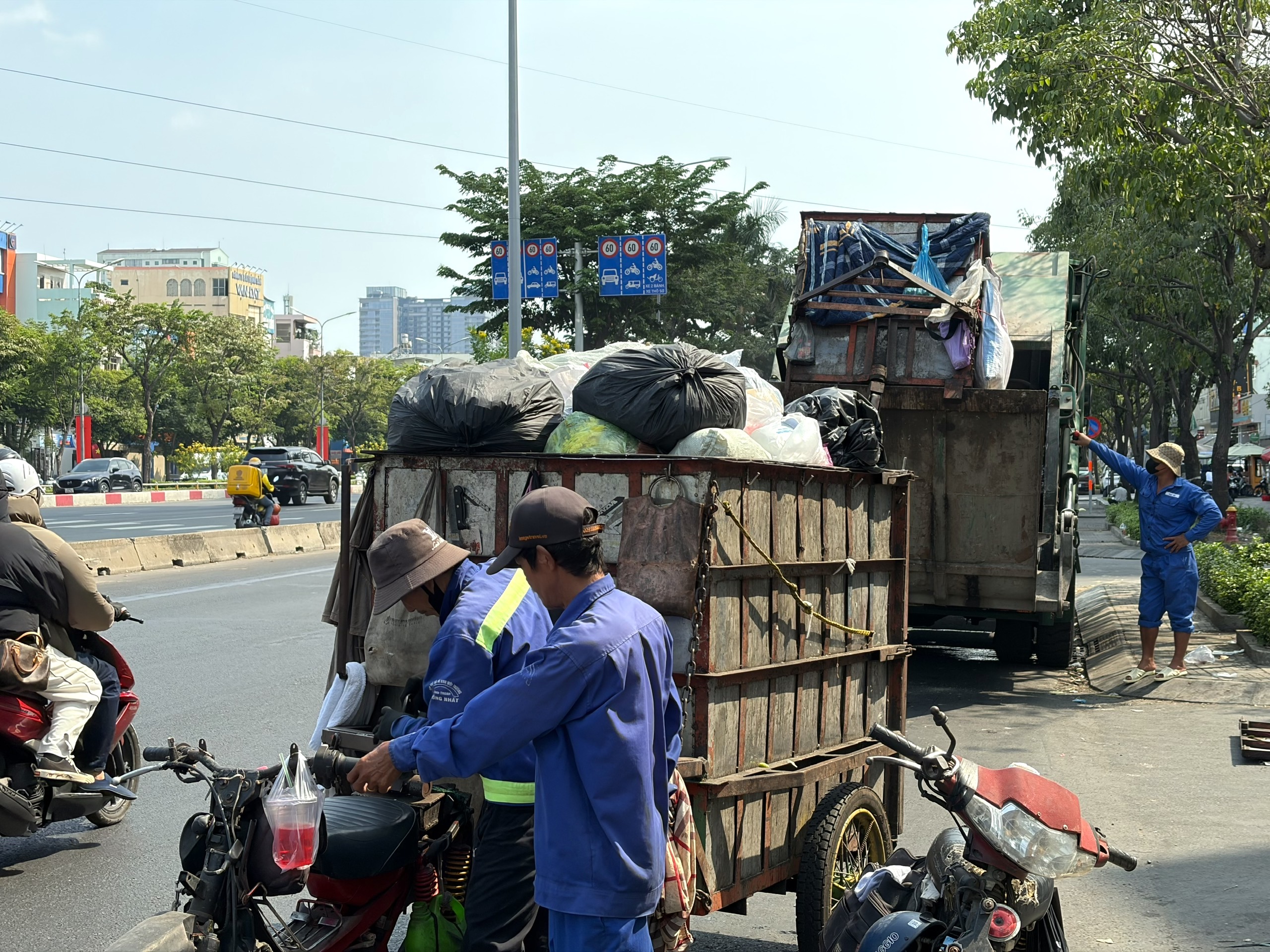 TPHCM: Chỉ đạo mới về hệ thống trạm trung chuyển r&aacute;c thải - Ảnh 2.