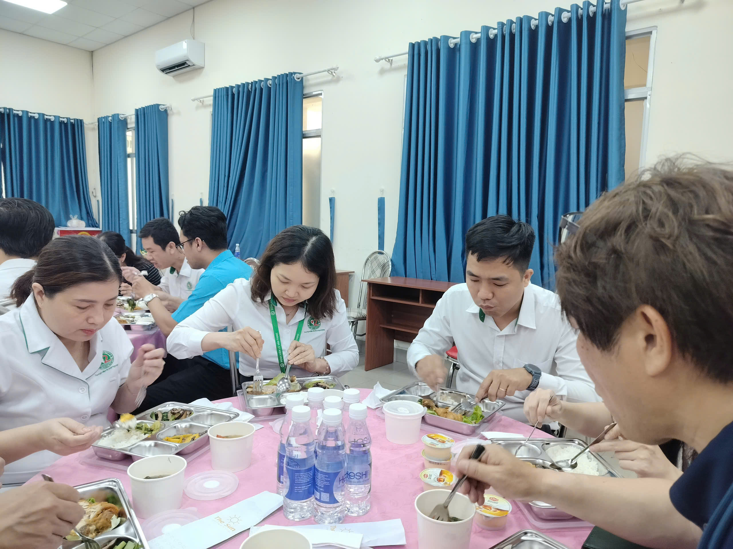 Bệnh viện Lê Văn Thịnh ra mắt Góc cà phê cùng lãnh đạo - Ảnh 7.