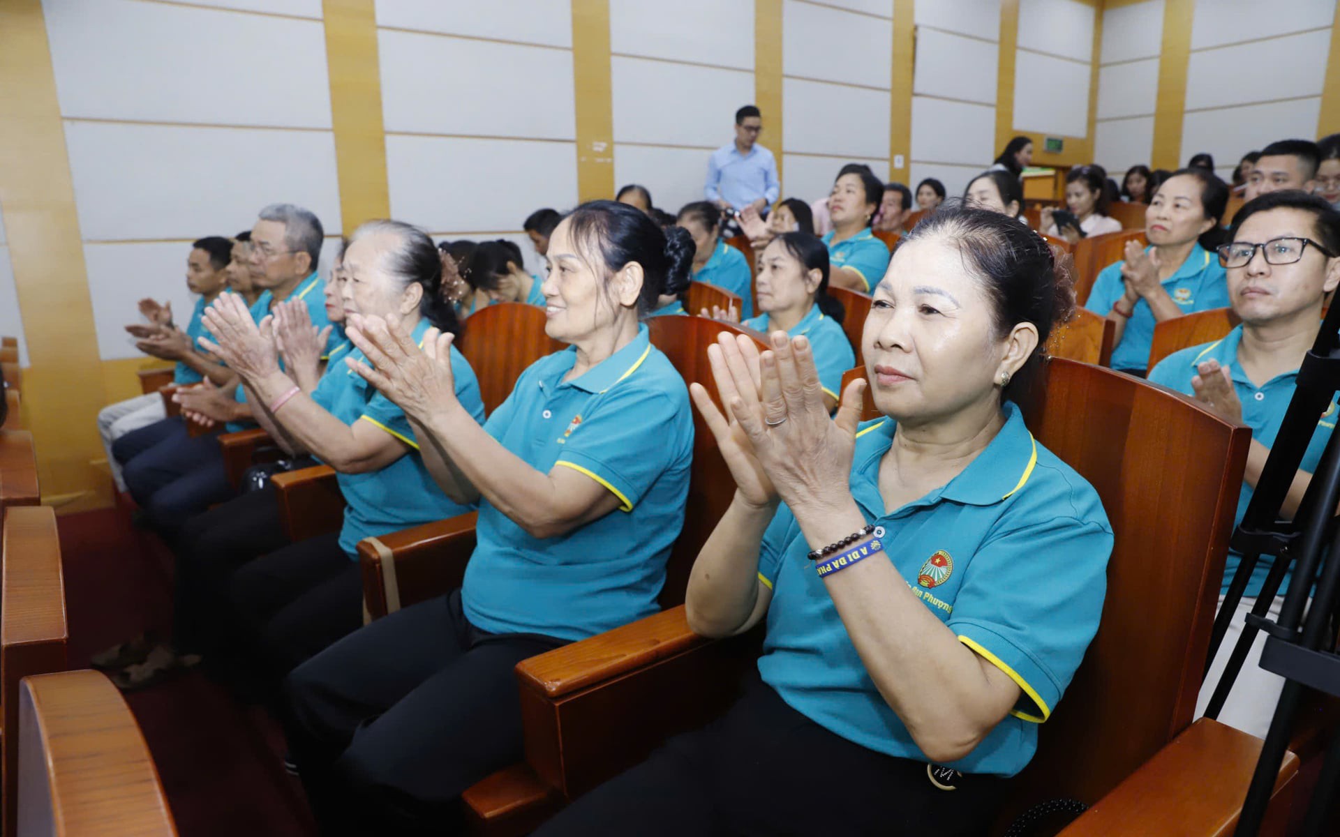 600 đại biểu đại diện cho hơn 10 triệu hội viên tham dự Đại hội Hội Nông dân Việt Nam lần thứ IX