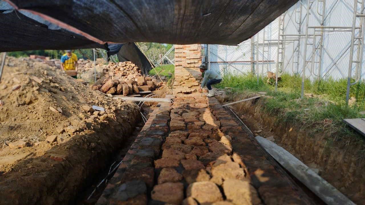 H&igrave;nh ảnh phục dựng đoạn Ho&agrave;ng th&agrave;nh Huế g&acirc;y tranh c&atilde;i về m&agrave;u sắc v&agrave; thẩm mỹ - Ảnh 14.