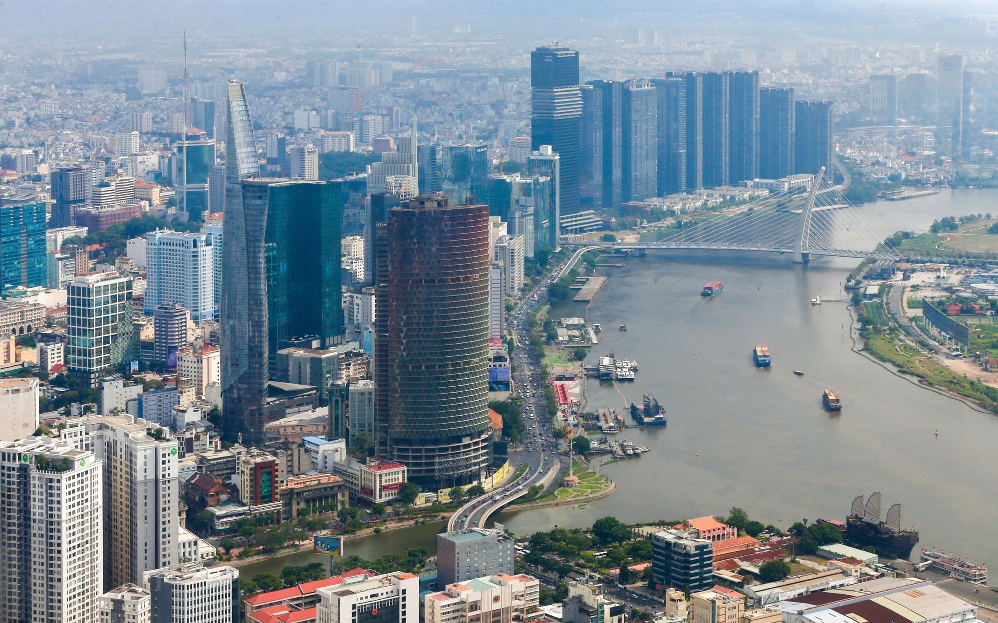 Hội nghị Ban Chấp hành Đảng bộ TPHCM họp, bàn nhiều nội dung quan trọng