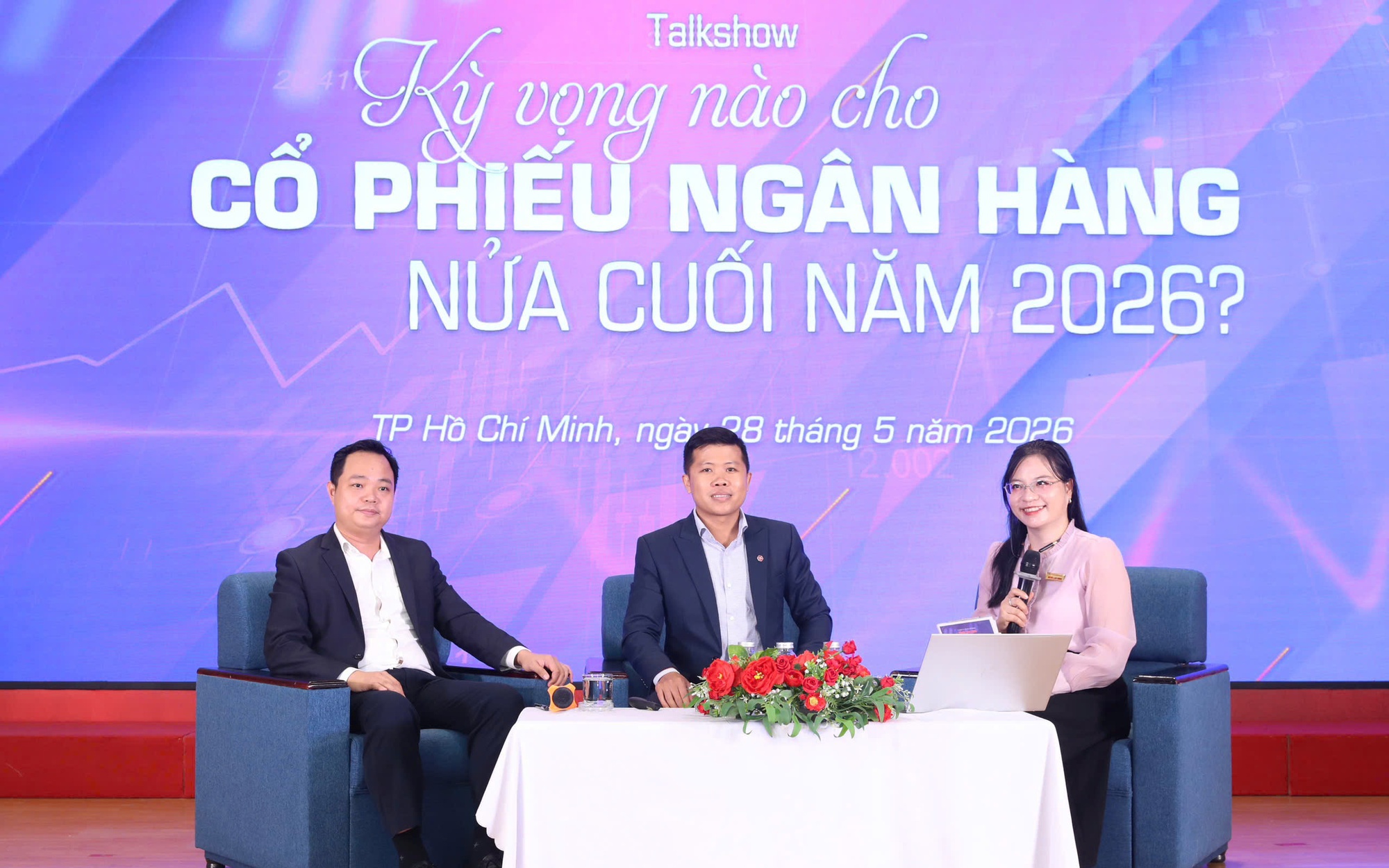 Cổ phiếu ngân hàng nửa cuối năm 2026: Cơ hội nào cho nhà đầu tư?