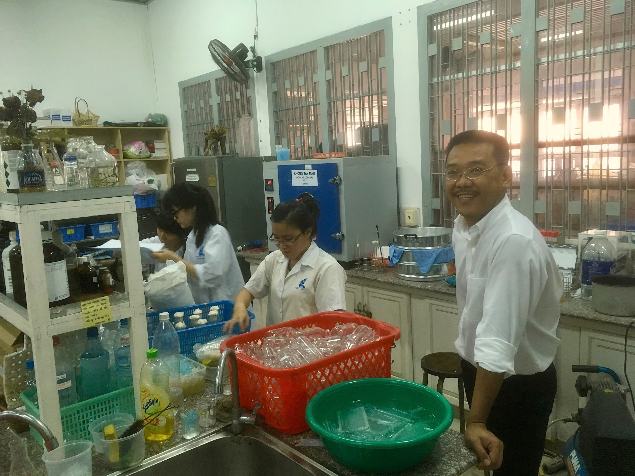 Nh&agrave; khoa học từ Mỹ về l&agrave;m việc tại ĐHQG-HCM - Ảnh 2.