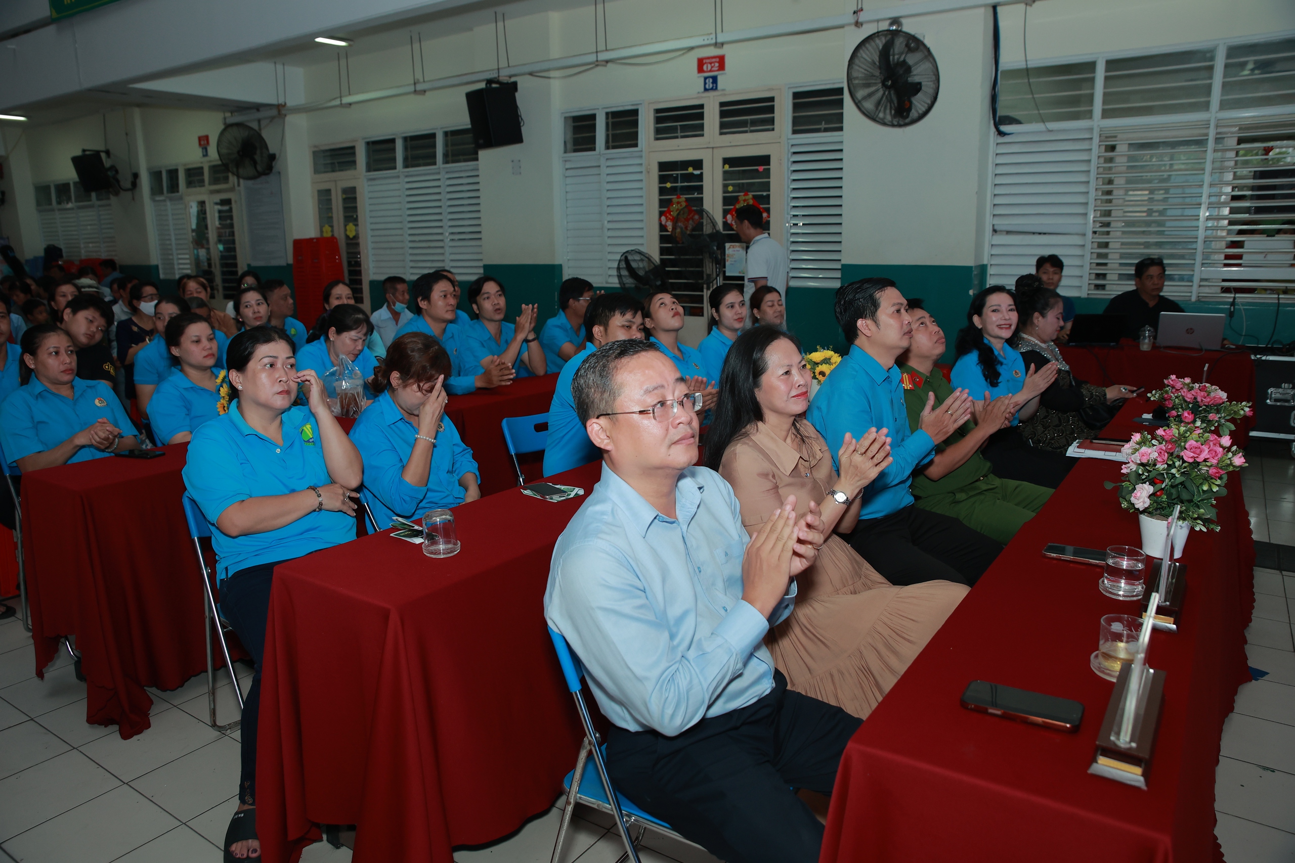 Phường Ph&uacute; Thọ, TPHCM: S&ocirc;i nổi "Ng&agrave;y hội c&ocirc;ng nh&acirc;n &ndash; Ấm &aacute;p nghĩa t&igrave;nh" năm 2026 - Ảnh 2.