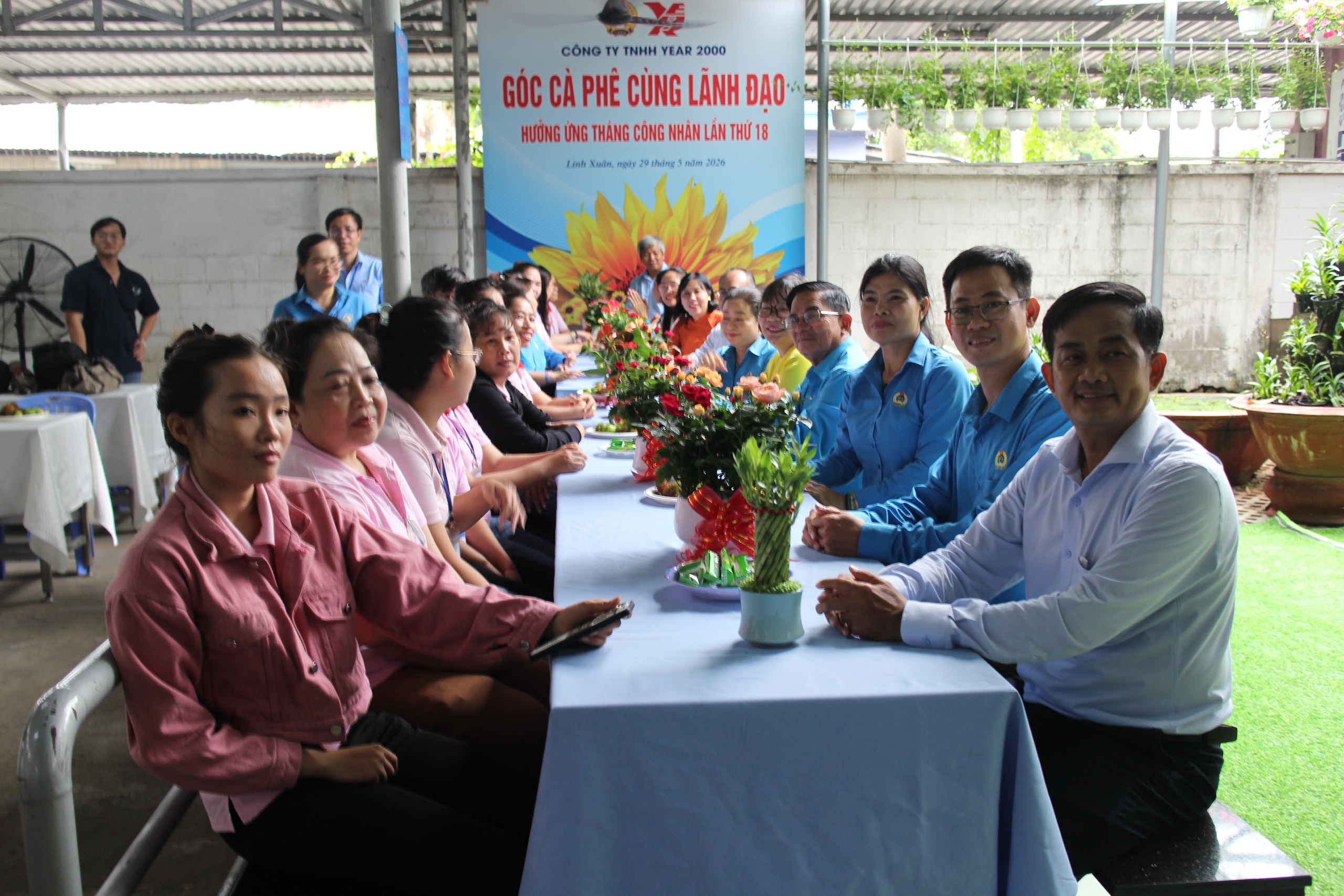 Ra mắt “Góc cà phê cùng lãnh đạo” tại Công ty Year 2000 - Ảnh 3.