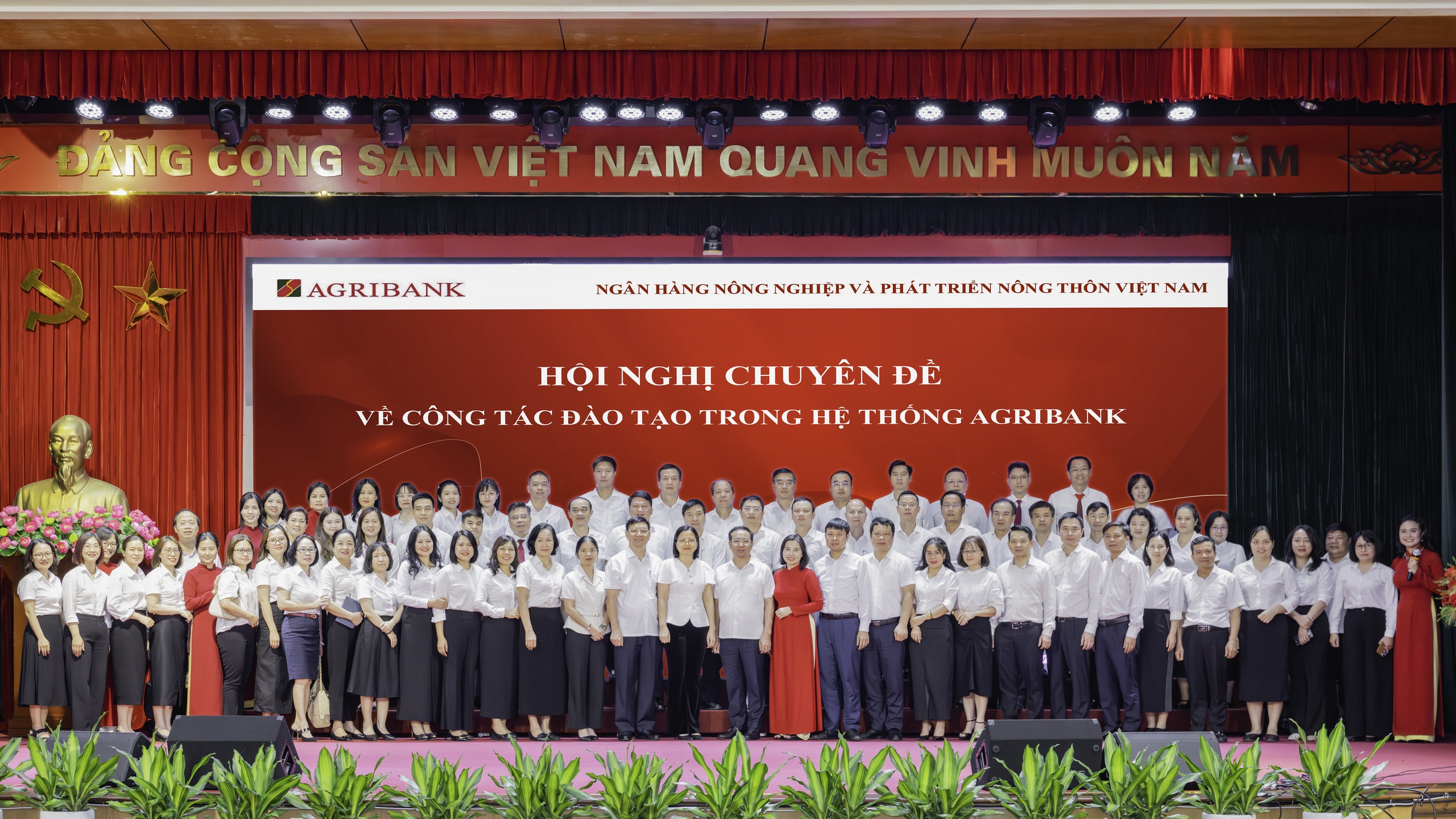 Agribank n&acirc;ng cao chất lượng nguồn nh&acirc;n lực đ&aacute;p ứng y&ecirc;u cầu ph&aacute;t triển giai đoạn mới - Ảnh 4.