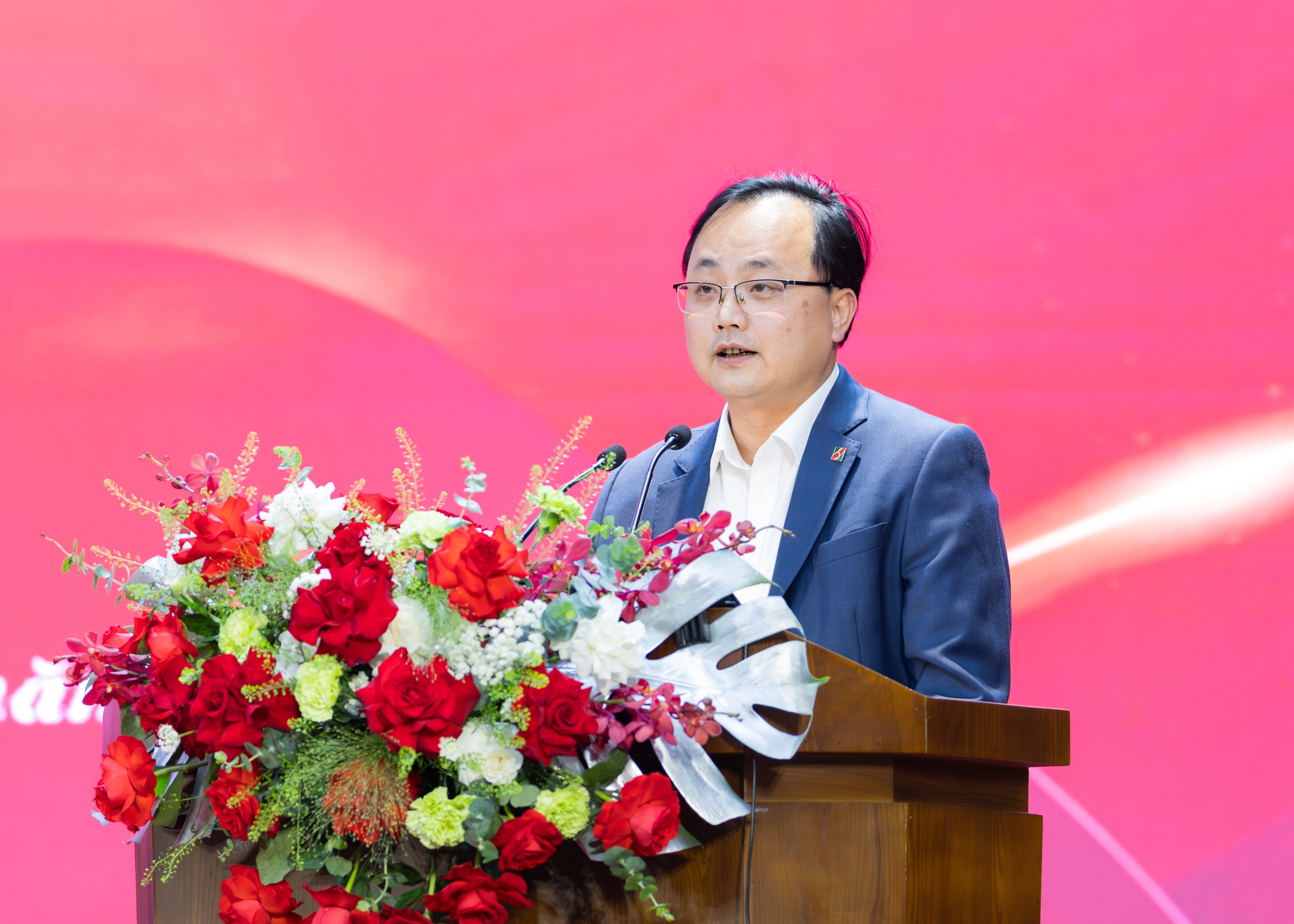 Agribank n&acirc;ng cao chất lượng nguồn nh&acirc;n lực đ&aacute;p ứng y&ecirc;u cầu ph&aacute;t triển giai đoạn mới - Ảnh 1.