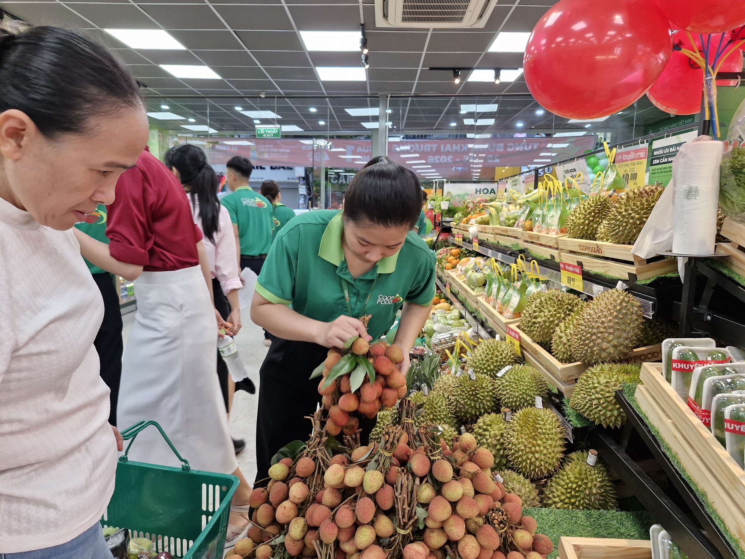 Co.op Food bước vào cuộc đua trải nghiệm trong thị trường bán lẻ tiện lợi - Ảnh 2.